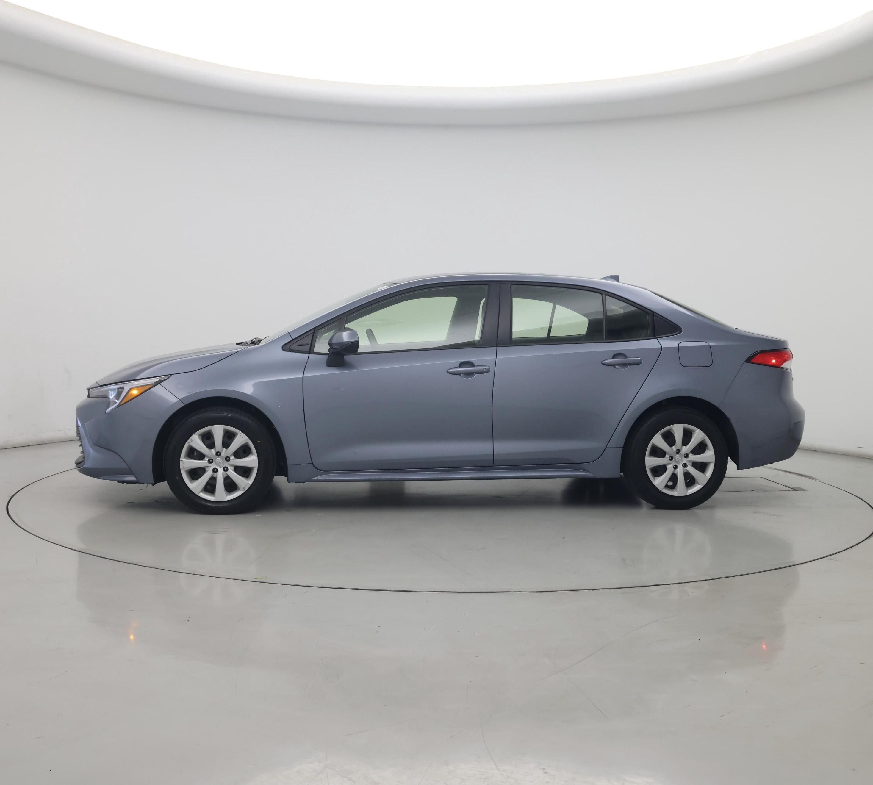 Thumbnail: 2024 Toyota Corolla - 3