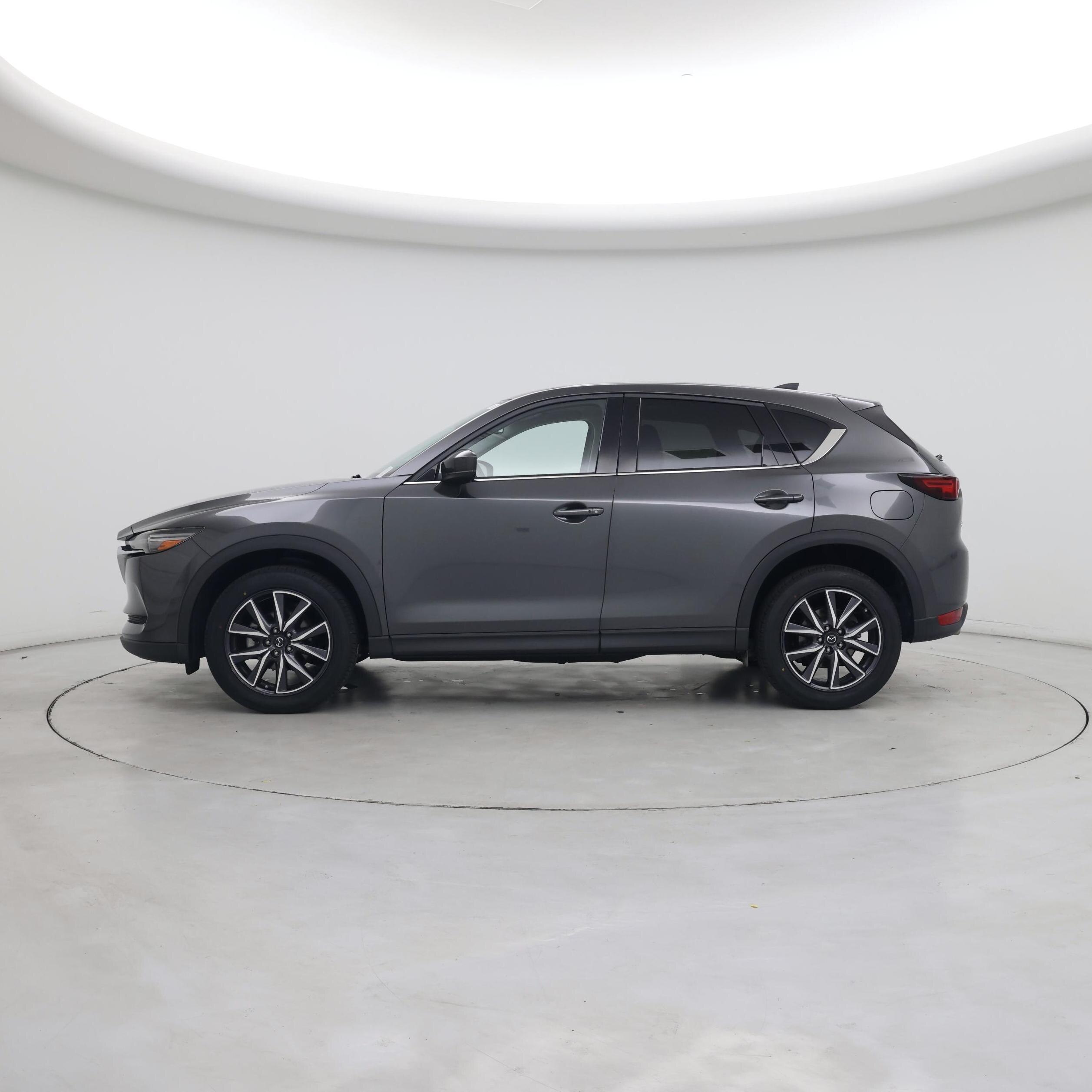 Thumbnail: 2018 Mazda CX-5 - 3