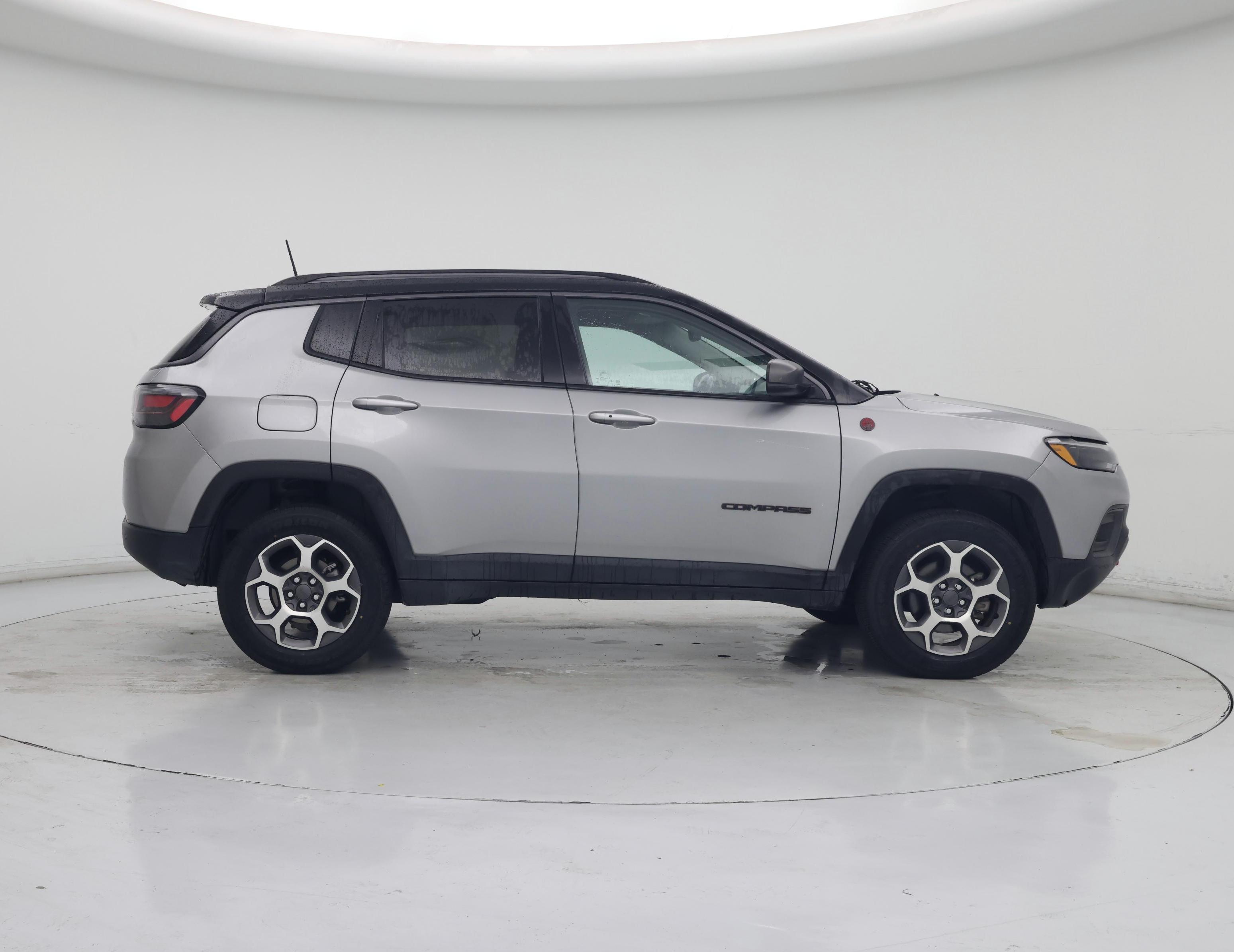 Thumbnail: 2022 Jeep Compass - 7