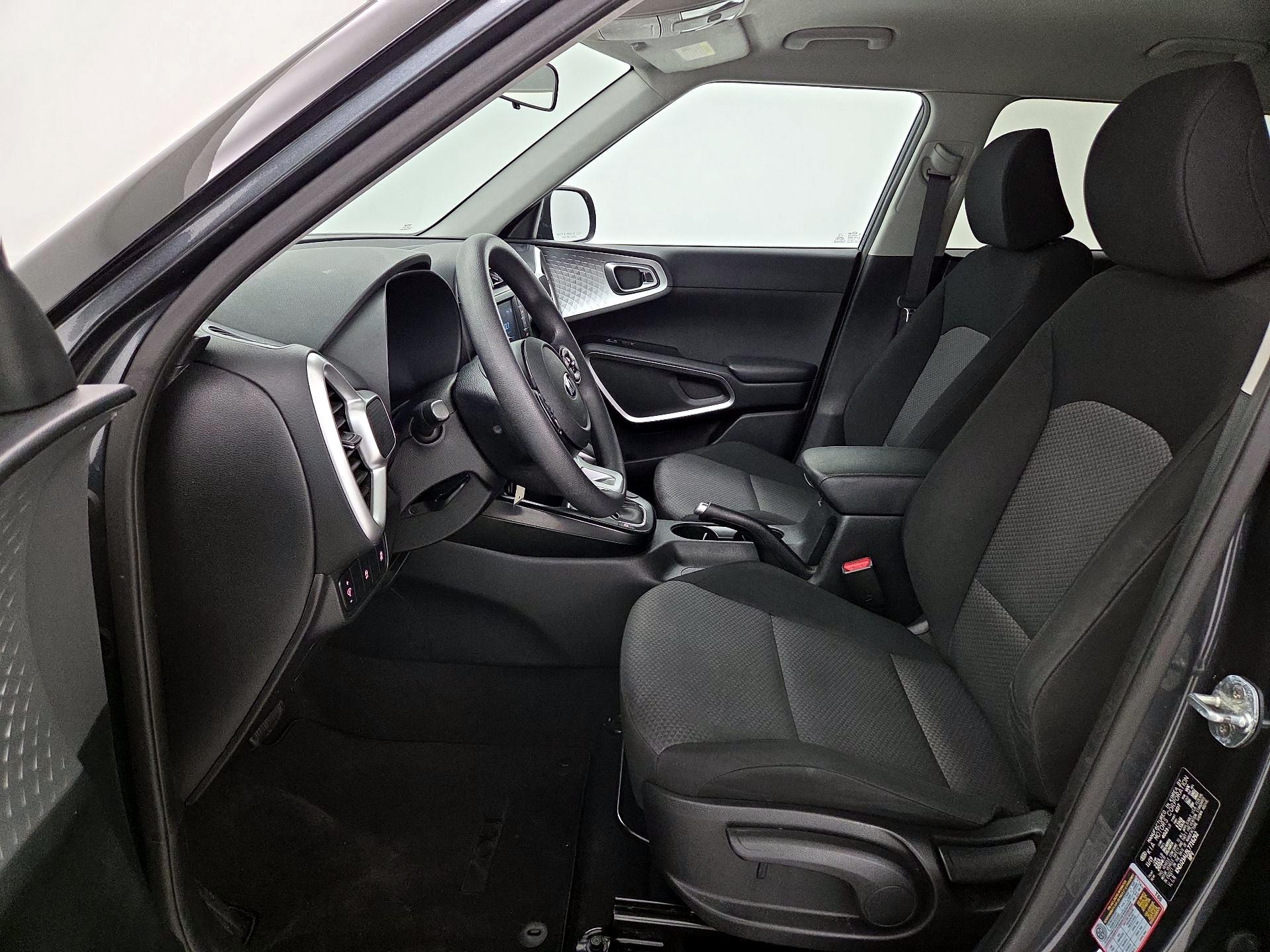 Thumbnail: 2020 Kia Soul - 11