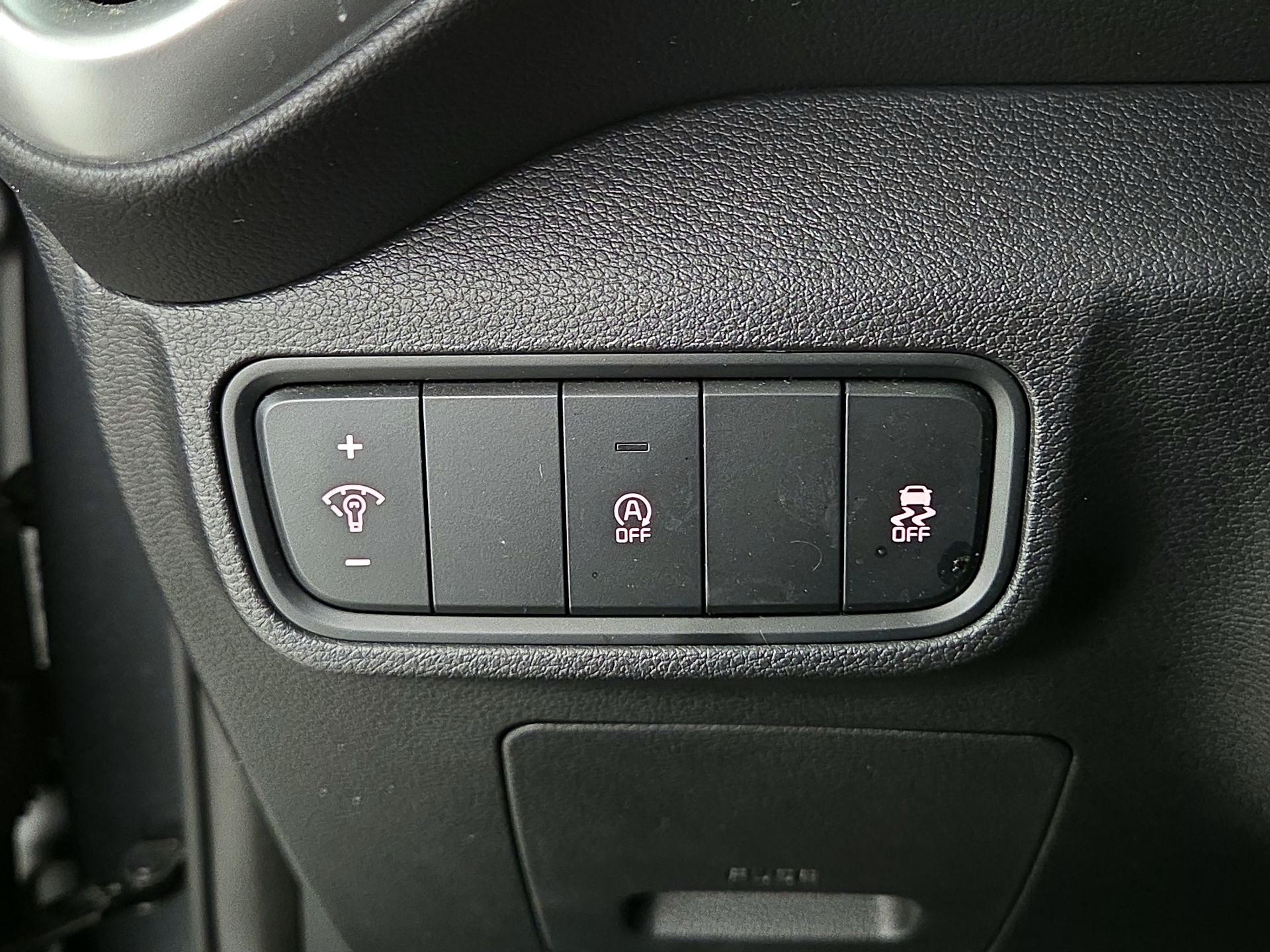 Thumbnail: 2020 Kia Soul - 13