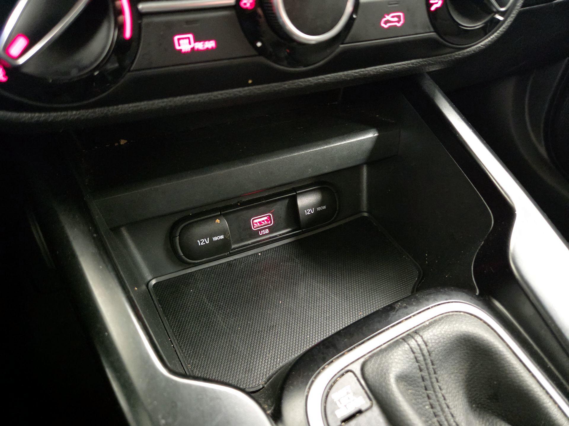 Thumbnail: 2020 Kia Soul - 18