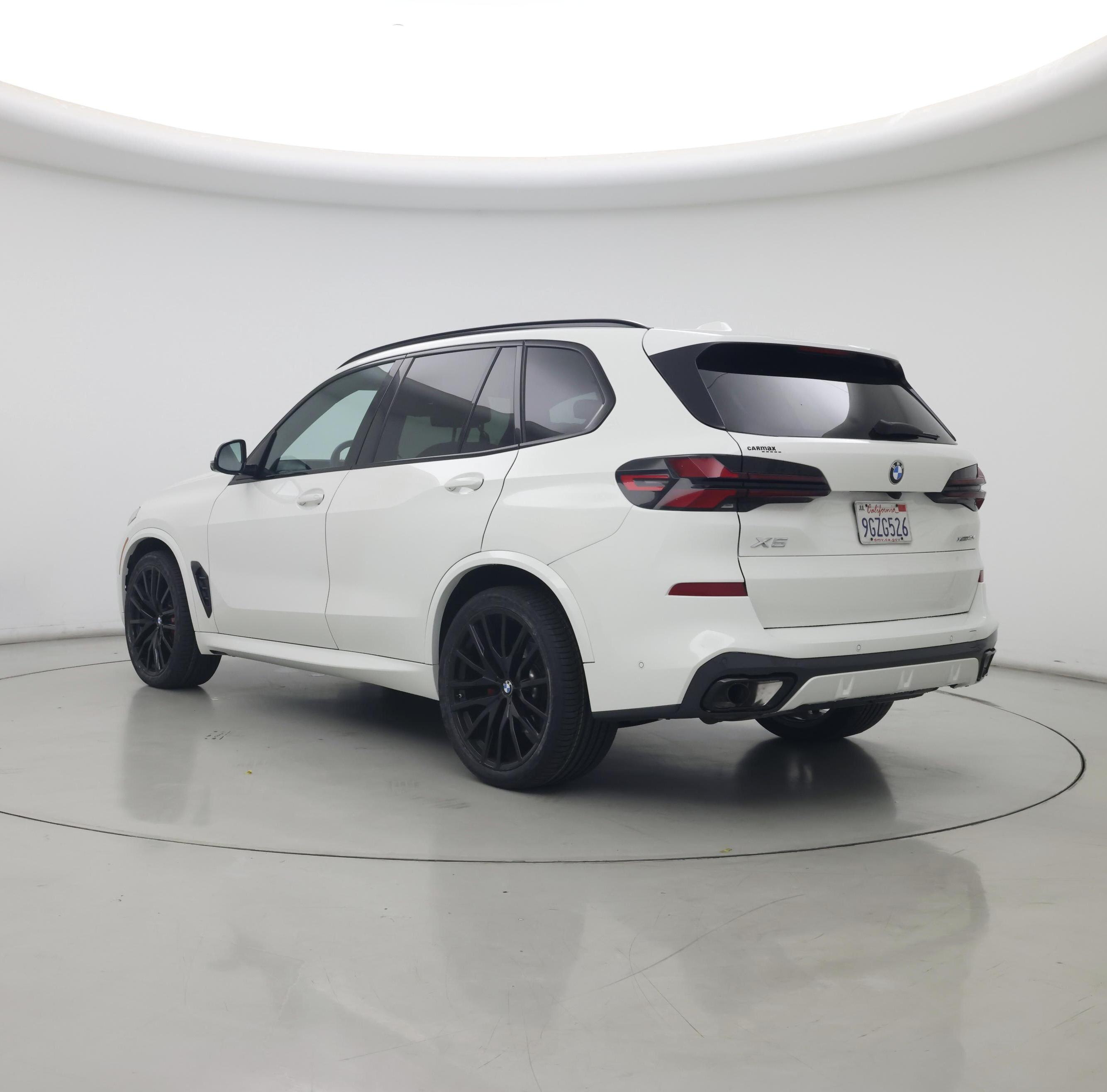 Thumbnail: 2024 BMW X5 - 2