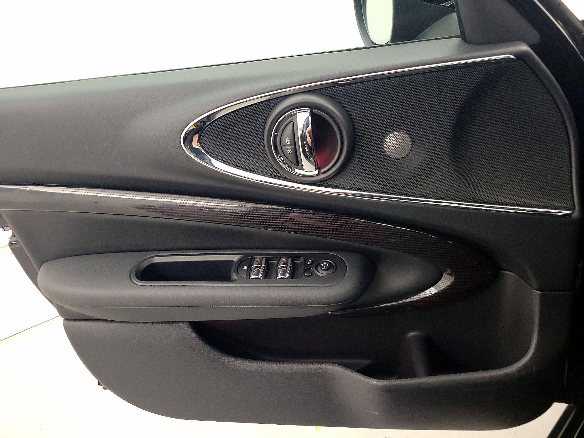 Thumbnail: 2017 MINI Cooper Clubman - 12