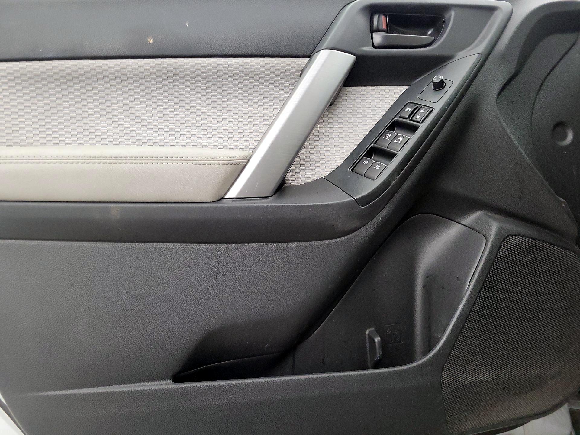 Thumbnail: 2018 Subaru Forester - 12