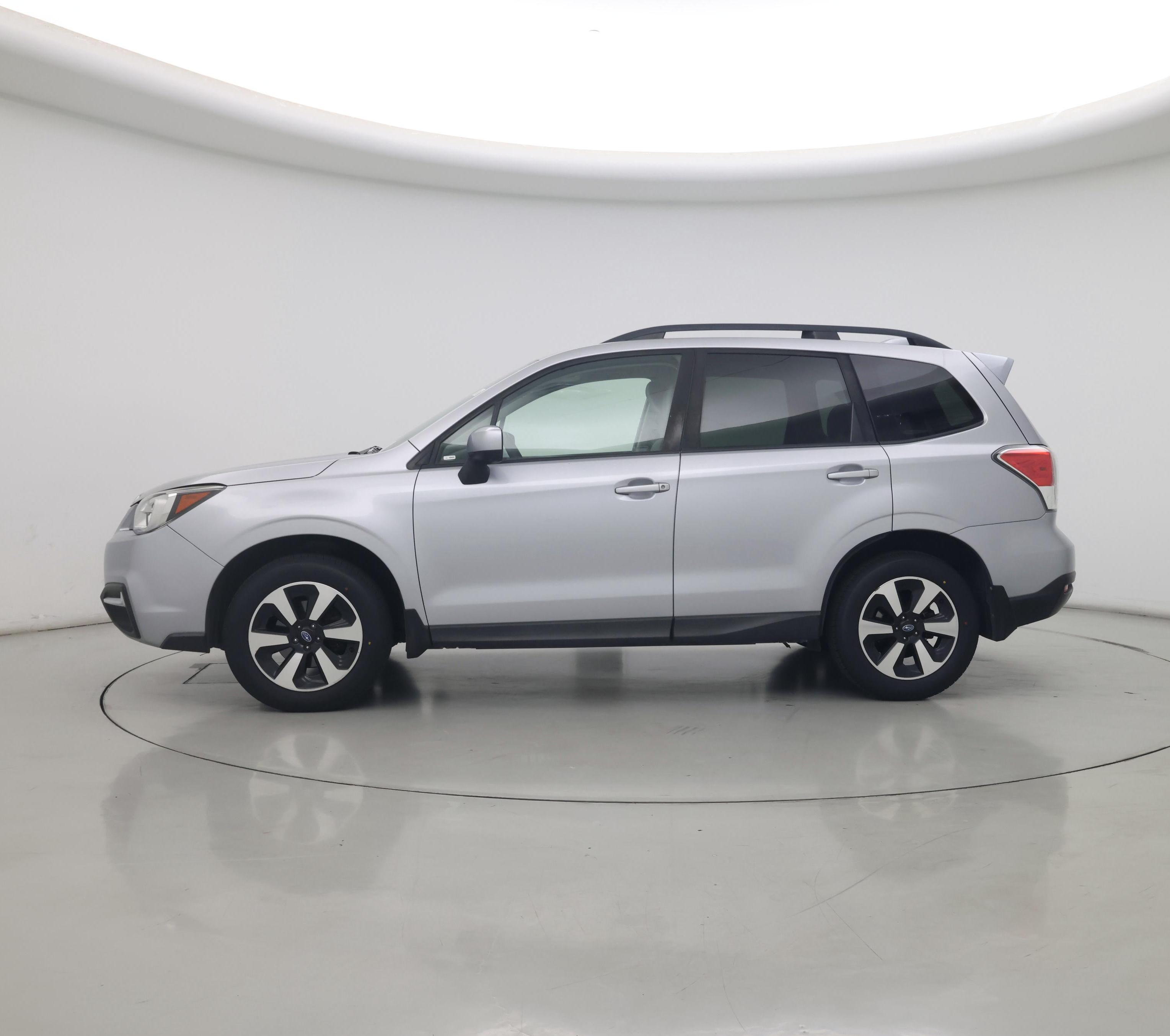 Thumbnail: 2018 Subaru Forester - 3