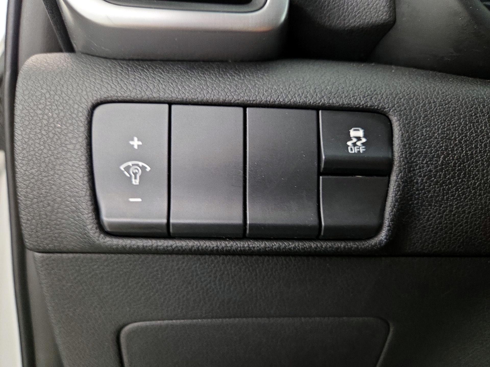 Thumbnail: 2017 Kia Sportage - 13