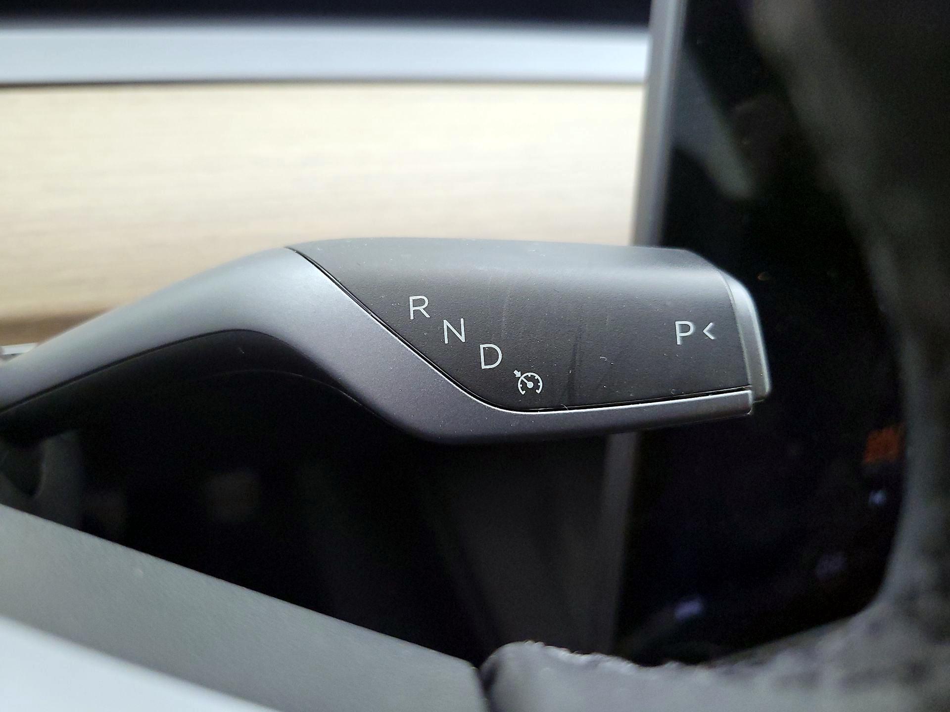 Thumbnail: 2023 Tesla Model 3 - 16