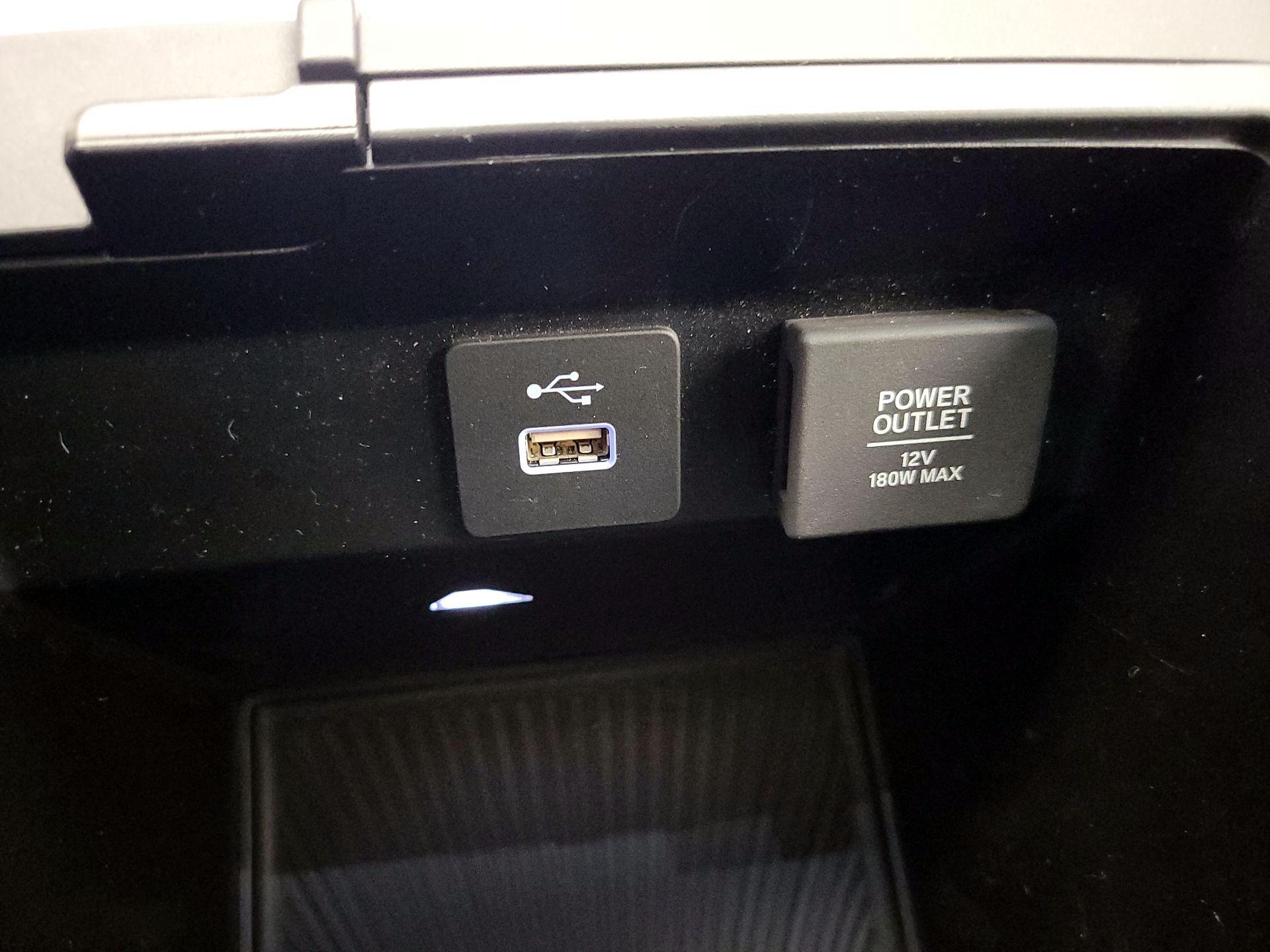 Thumbnail: 2023 Acura MDX - 19