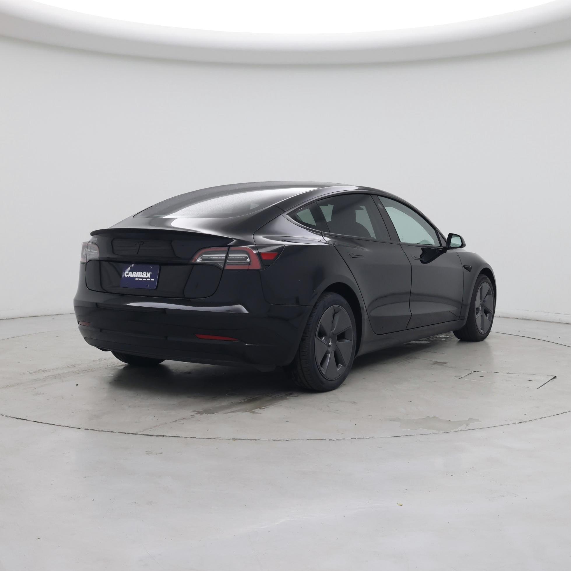 Thumbnail: 2023 Tesla Model 3 - 8
