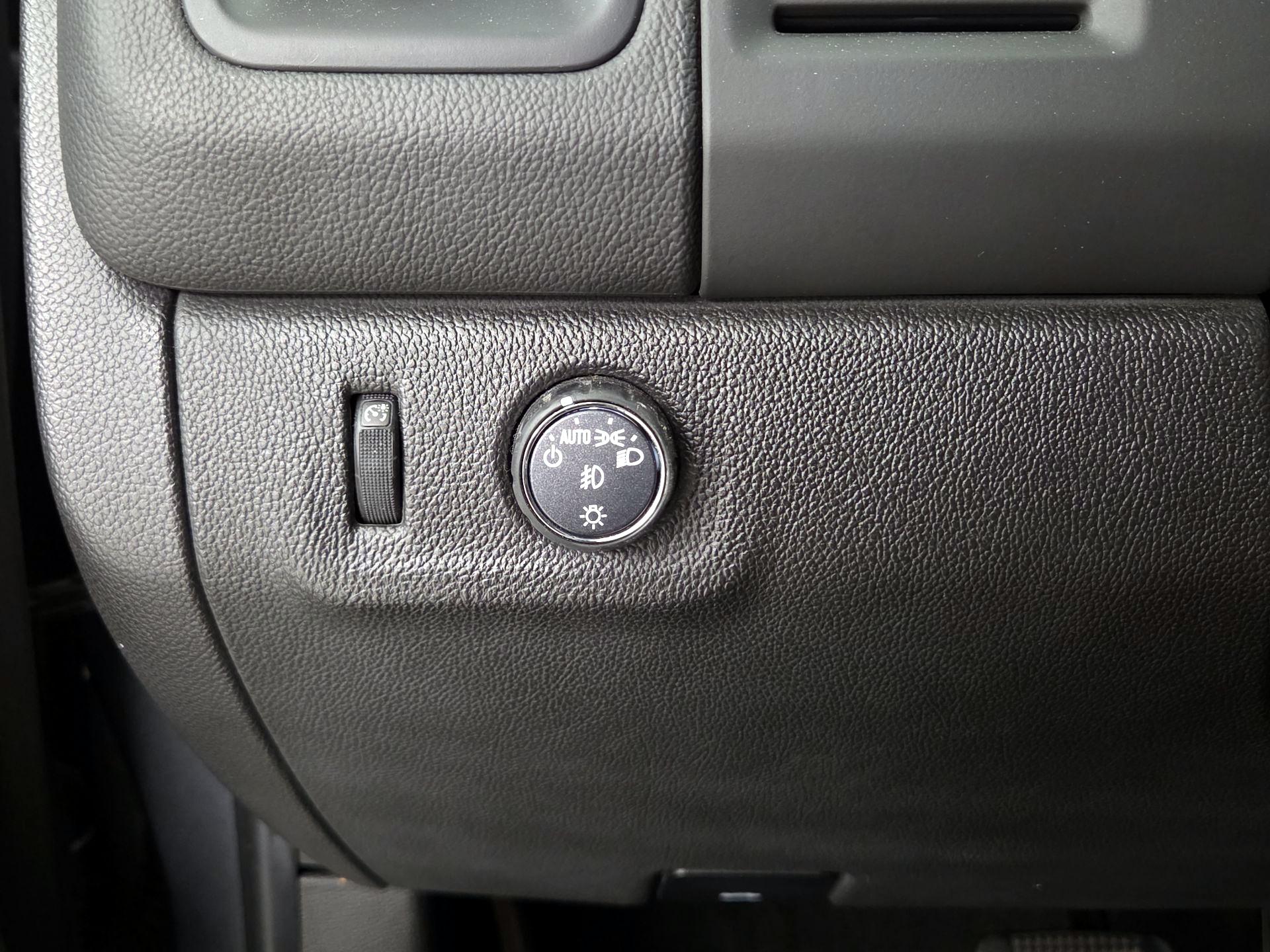 Thumbnail: 2018 Chevrolet Colorado - 13