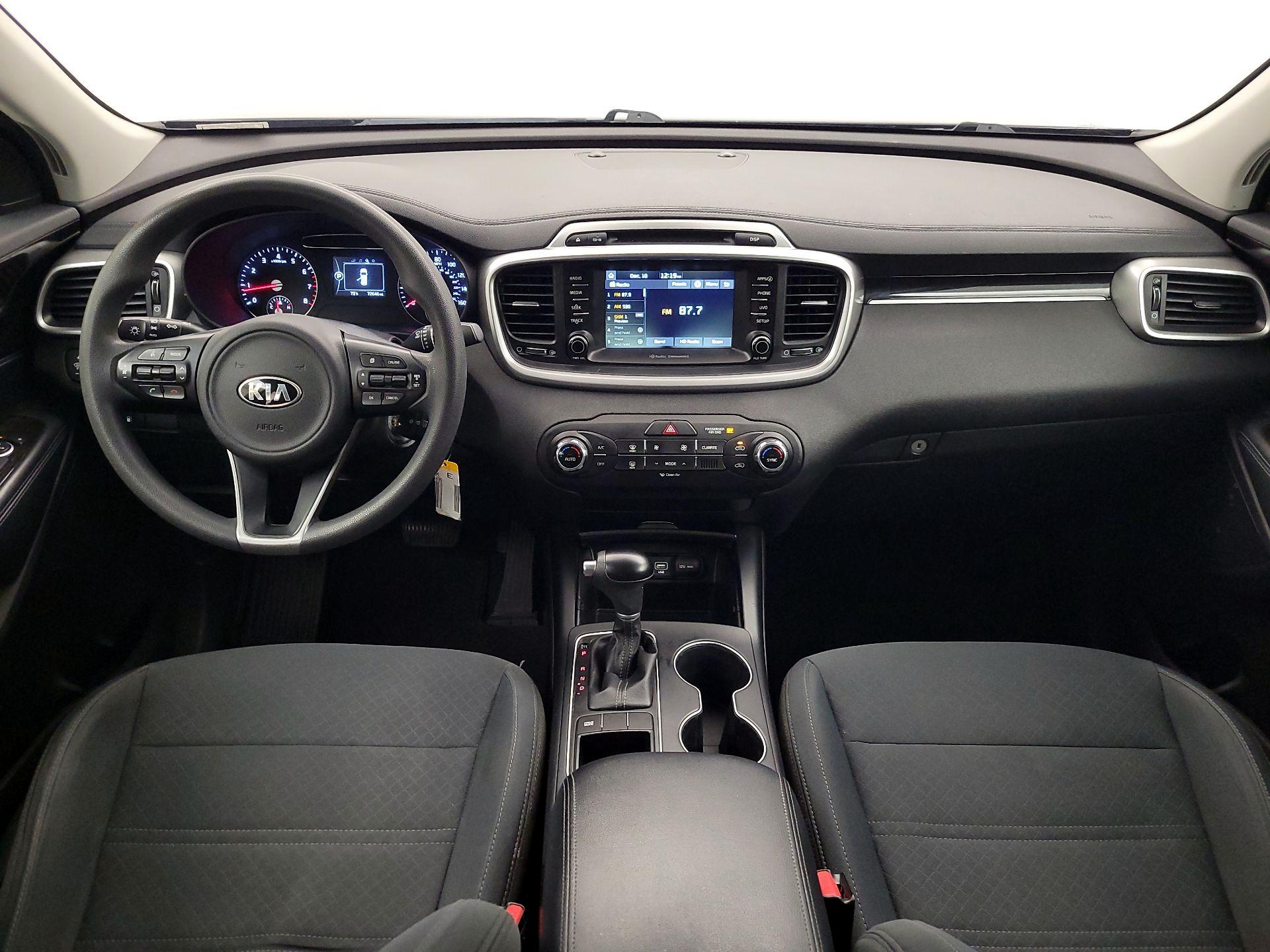 Thumbnail: 2018 Kia Sorento - 9