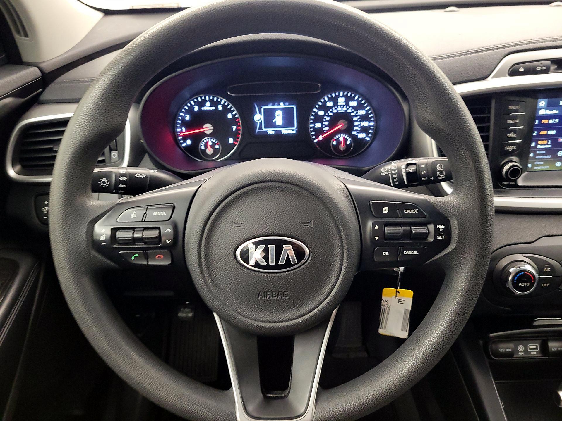 Thumbnail: 2018 Kia Sorento - 10