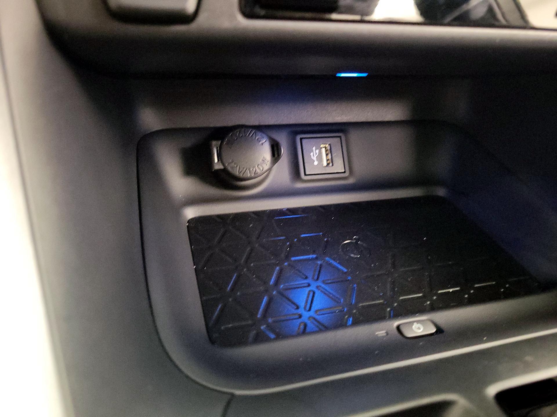 Thumbnail: 2025 Toyota RAV4 - 18