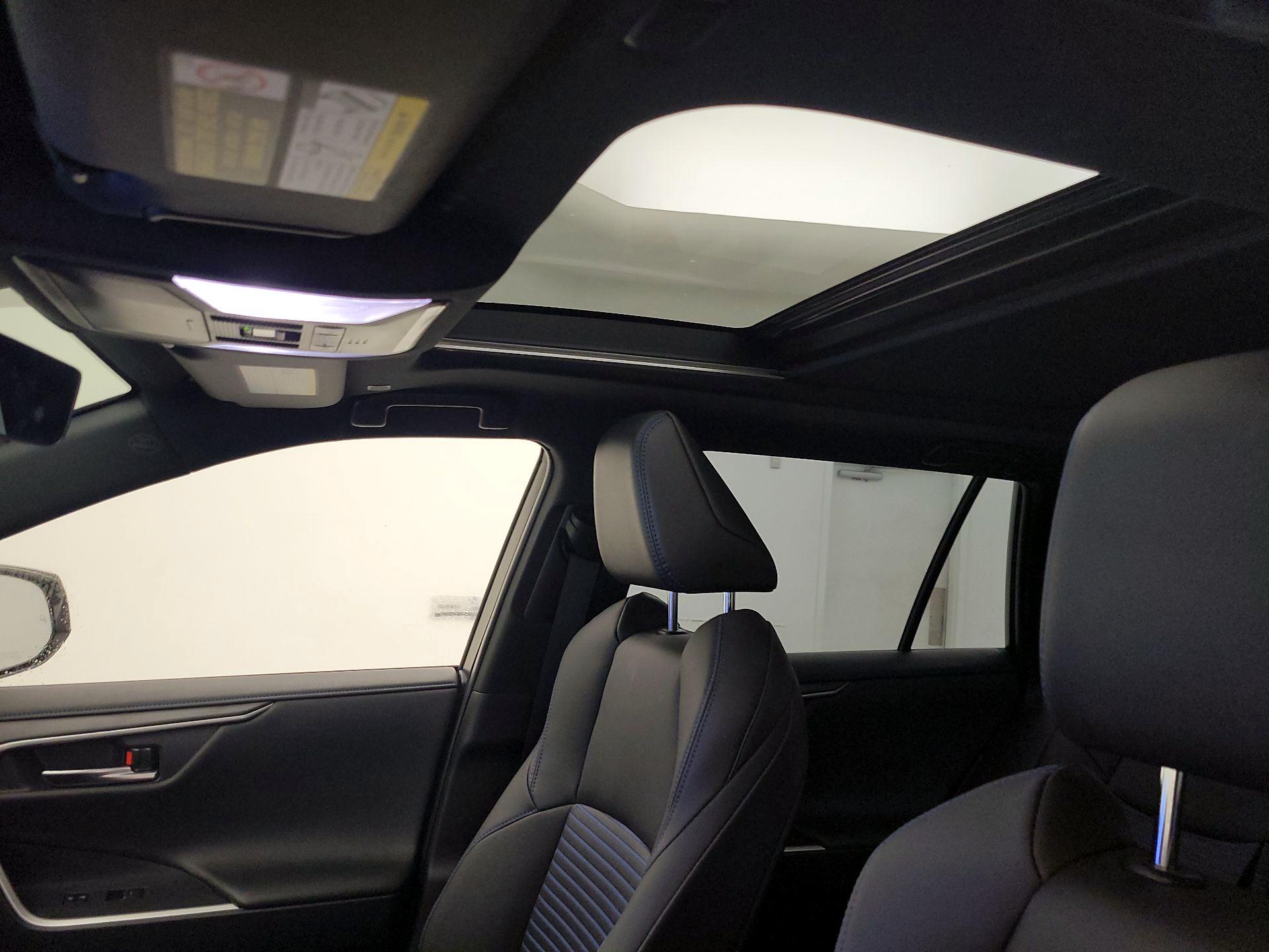 Thumbnail: 2025 Toyota RAV4 - 19