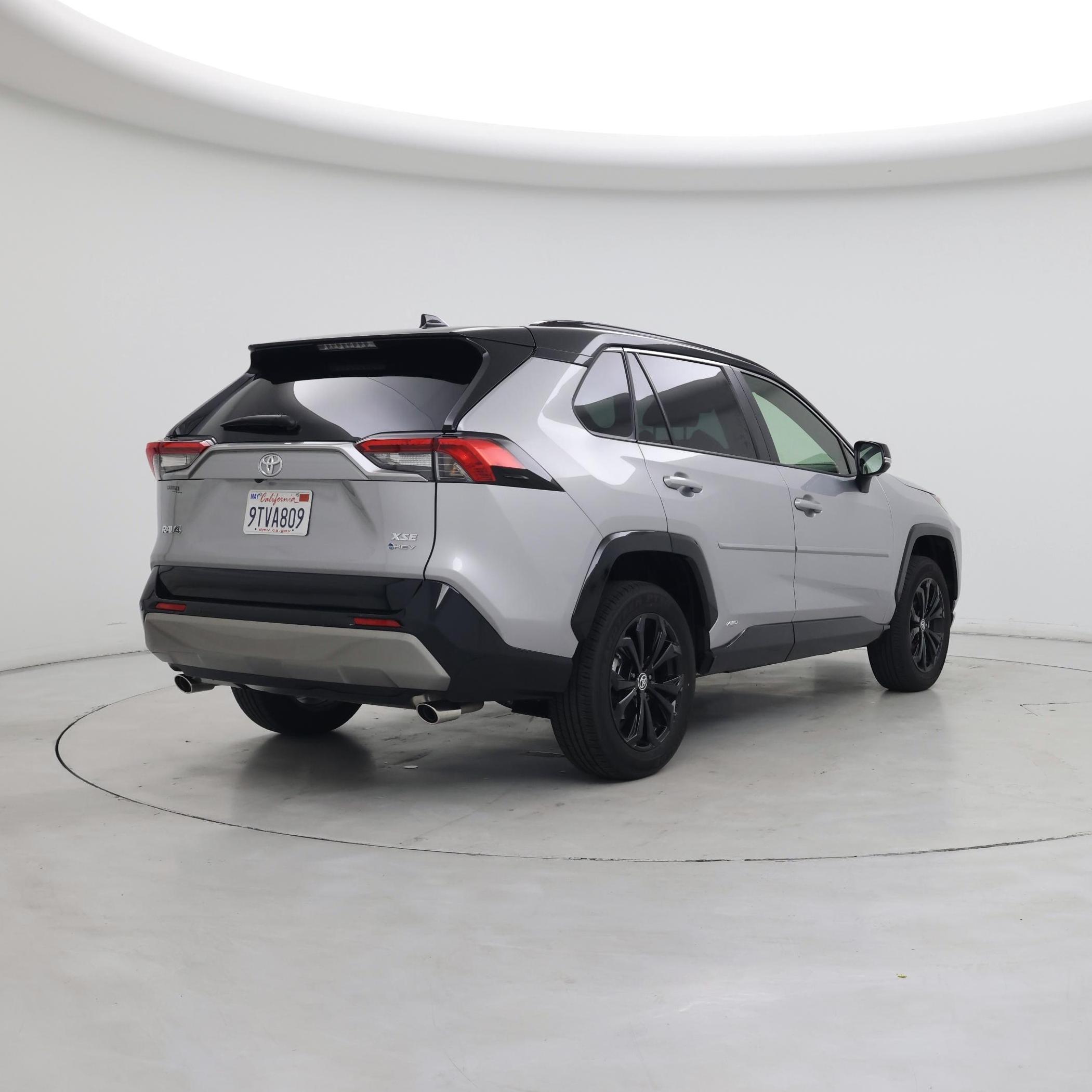 Thumbnail: 2025 Toyota RAV4 - 8