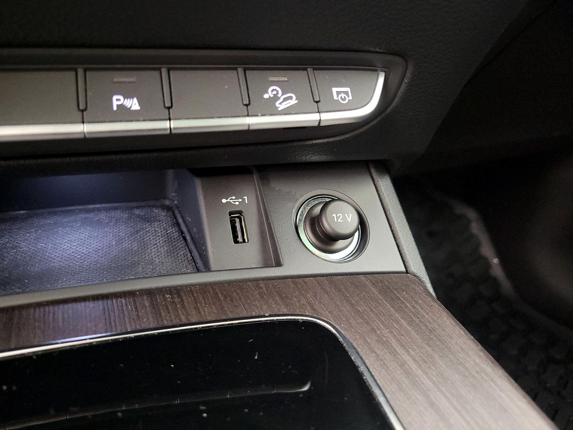 Thumbnail: 2023 Audi Q5 - 18