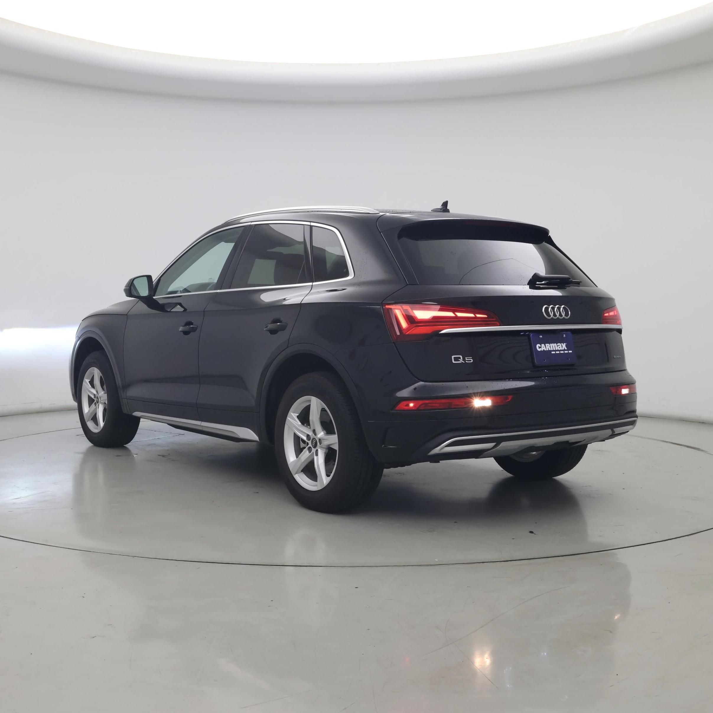 Thumbnail: 2023 Audi Q5 - 2