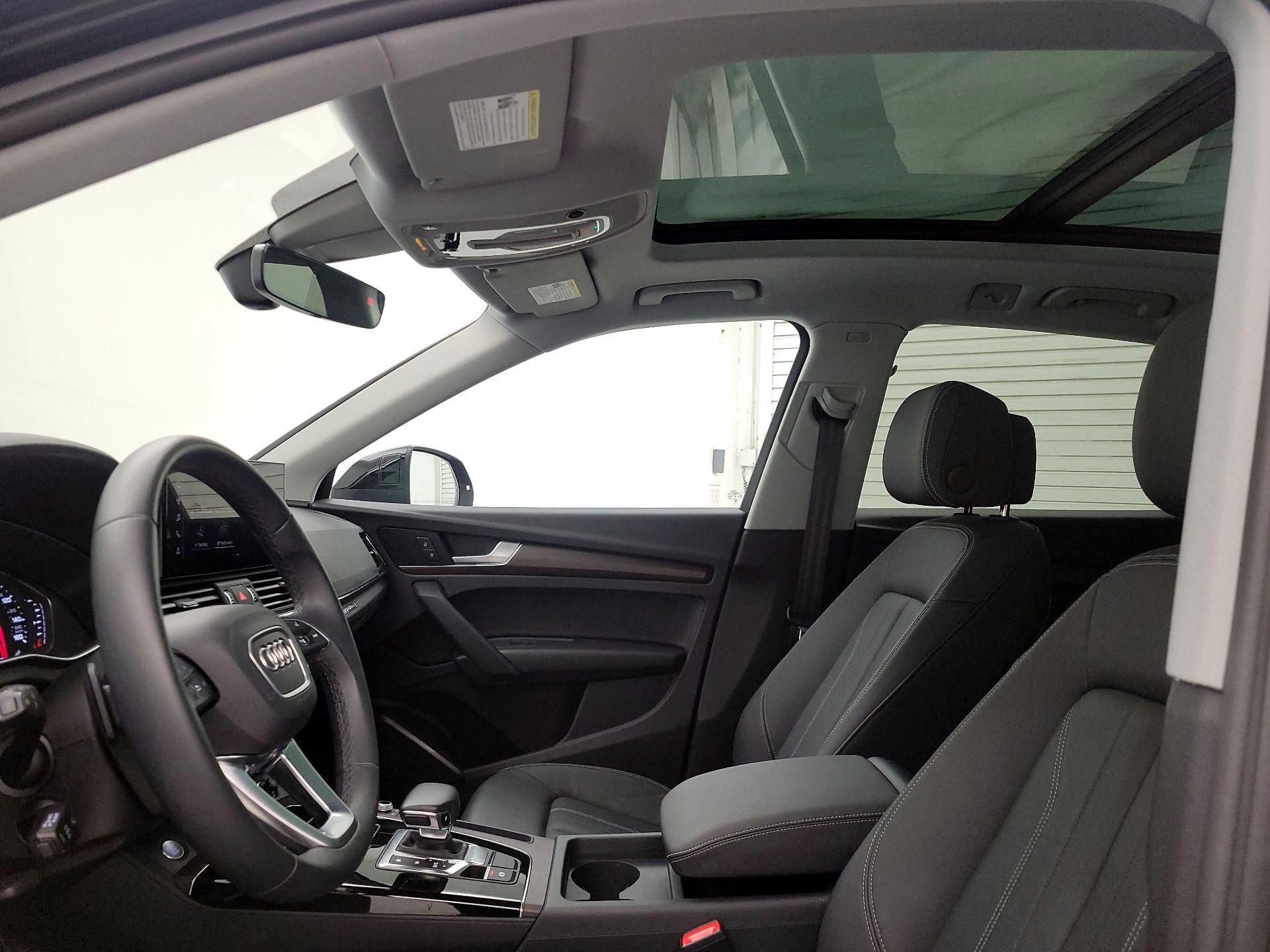 Thumbnail: 2023 Audi Q5 - 19