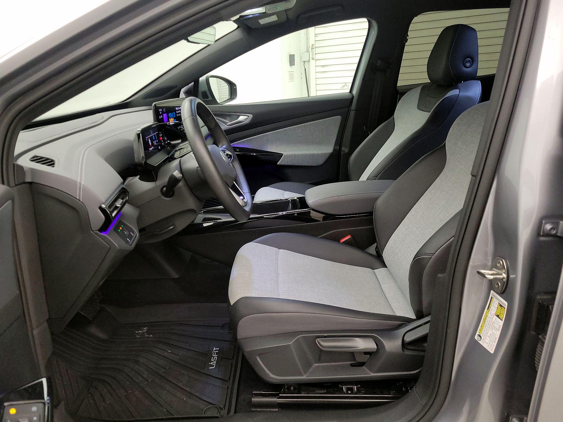 Thumbnail: 2023 Volkswagen ID.4 - 11