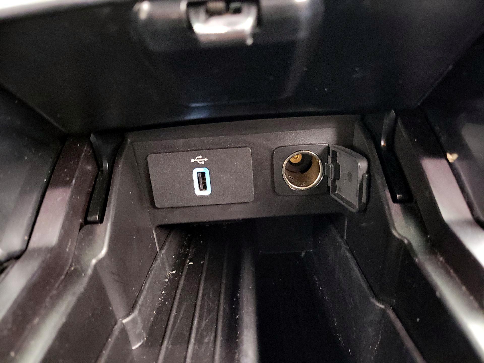 Thumbnail: 2018 Ford Explorer - 18