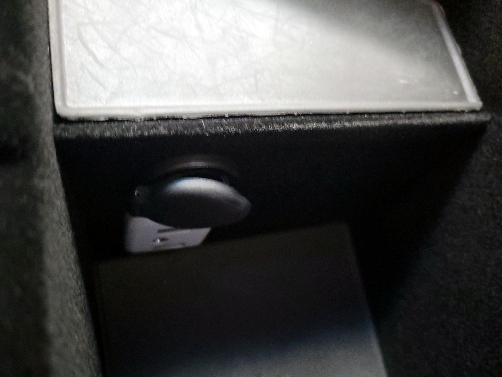 Thumbnail: 2016 Cadillac CTS - 18