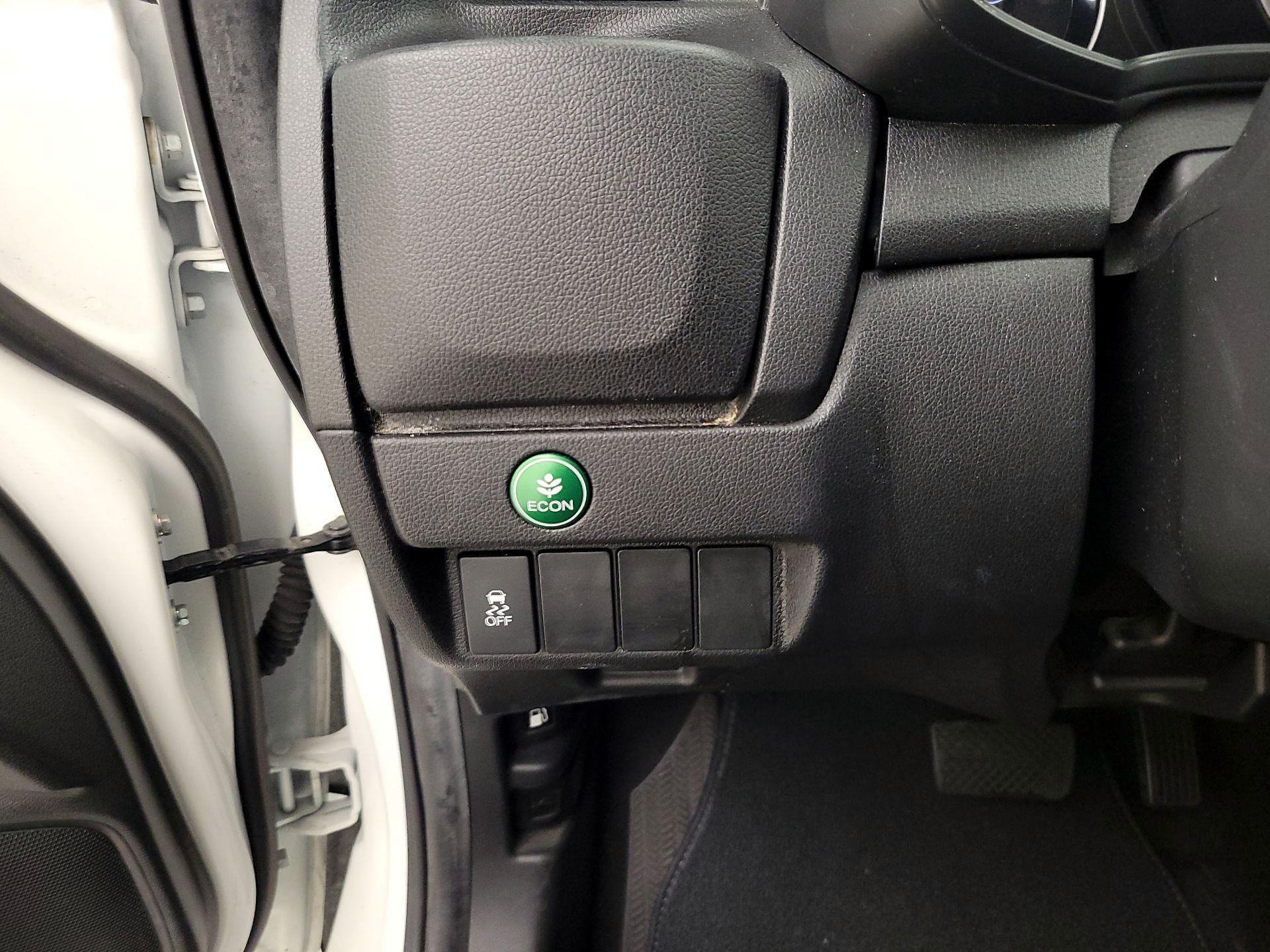 Thumbnail: 2016 Honda Fit - 13