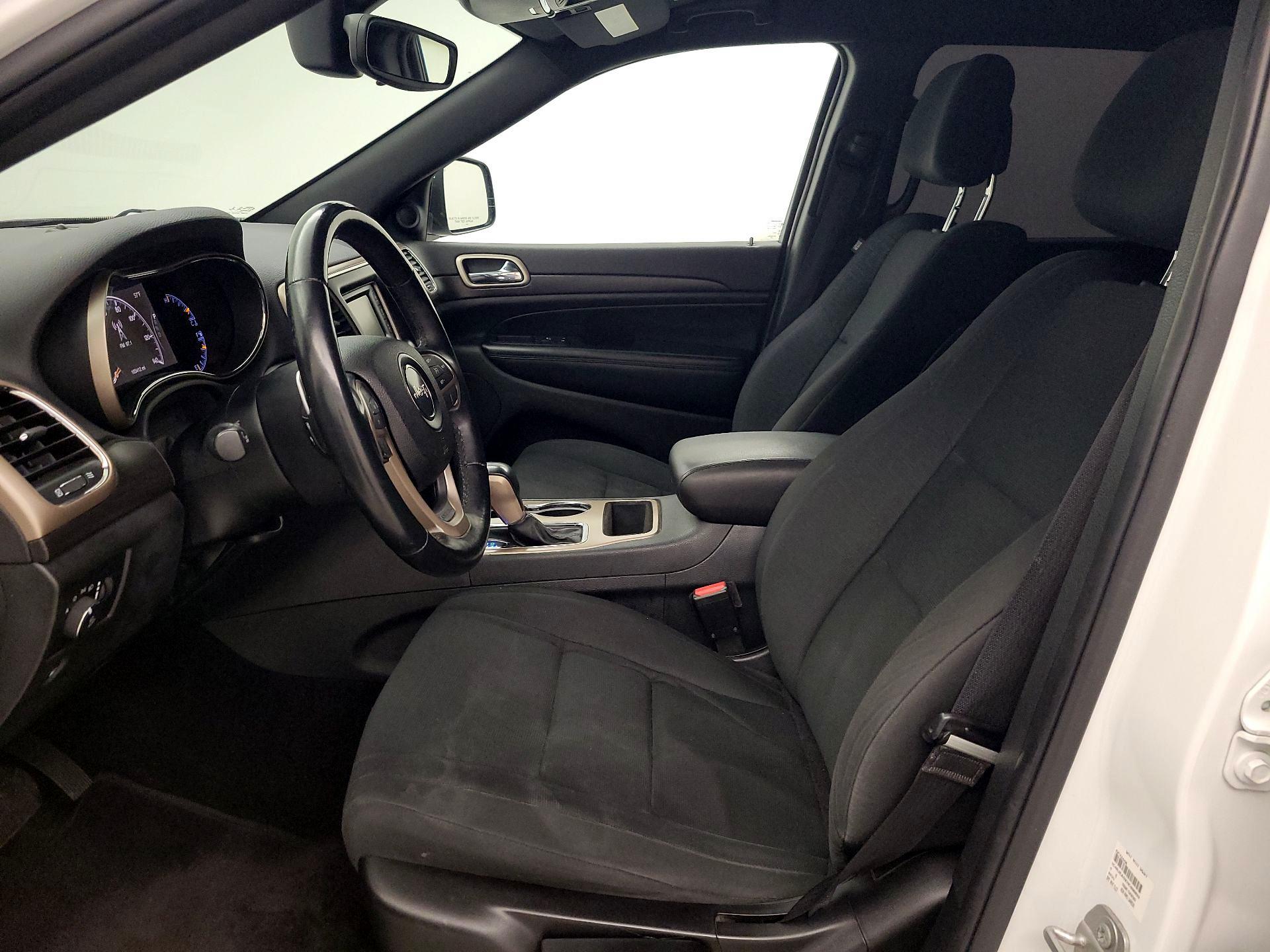 Thumbnail: 2017 Jeep Grand Cherokee - 11