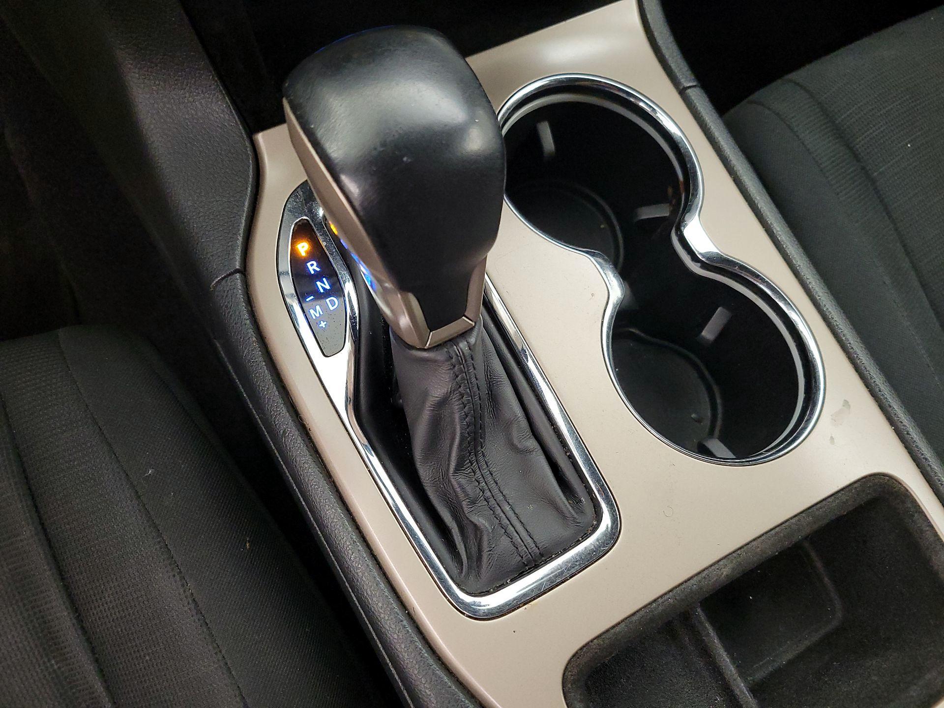 Thumbnail: 2017 Jeep Grand Cherokee - 17