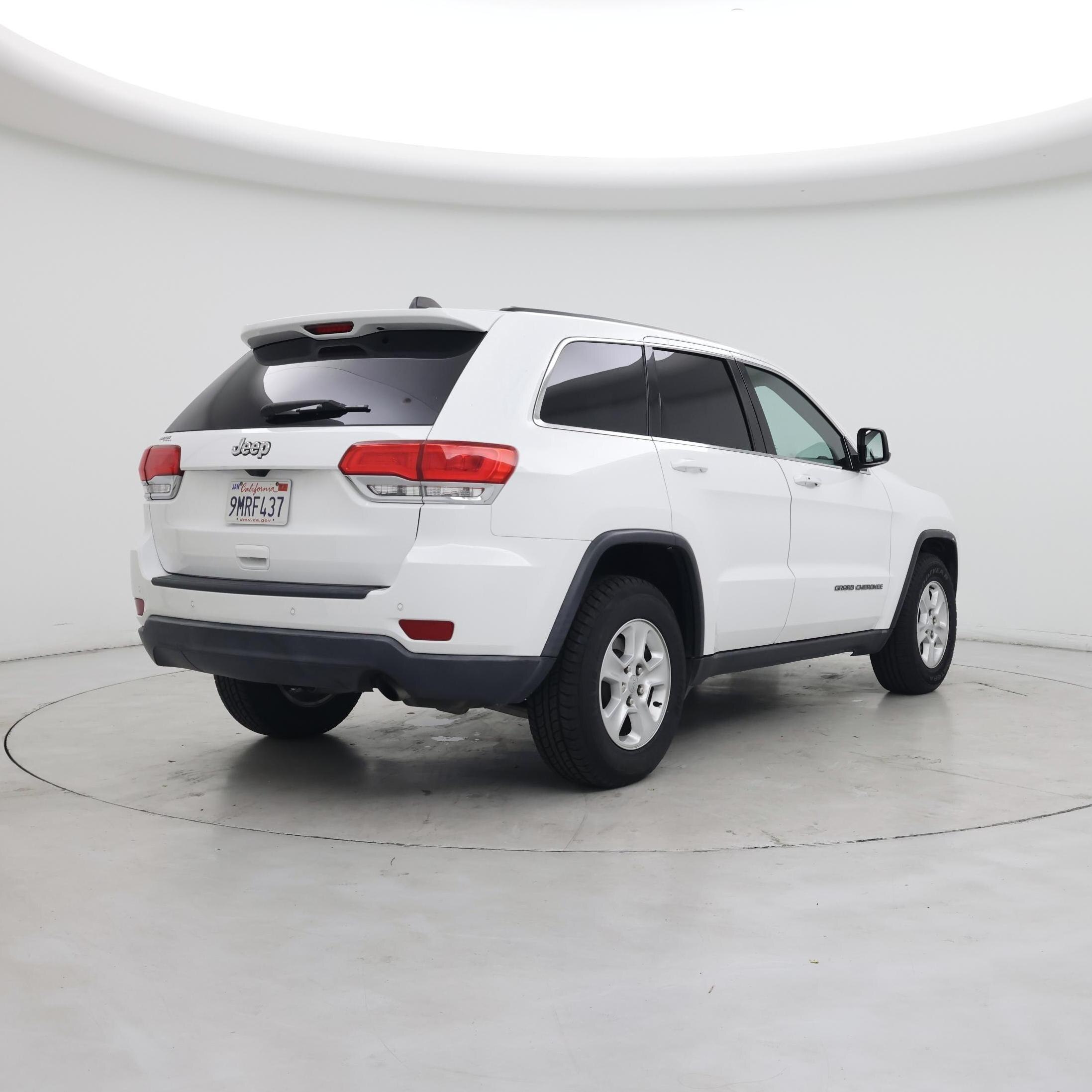 Thumbnail: 2017 Jeep Grand Cherokee - 8