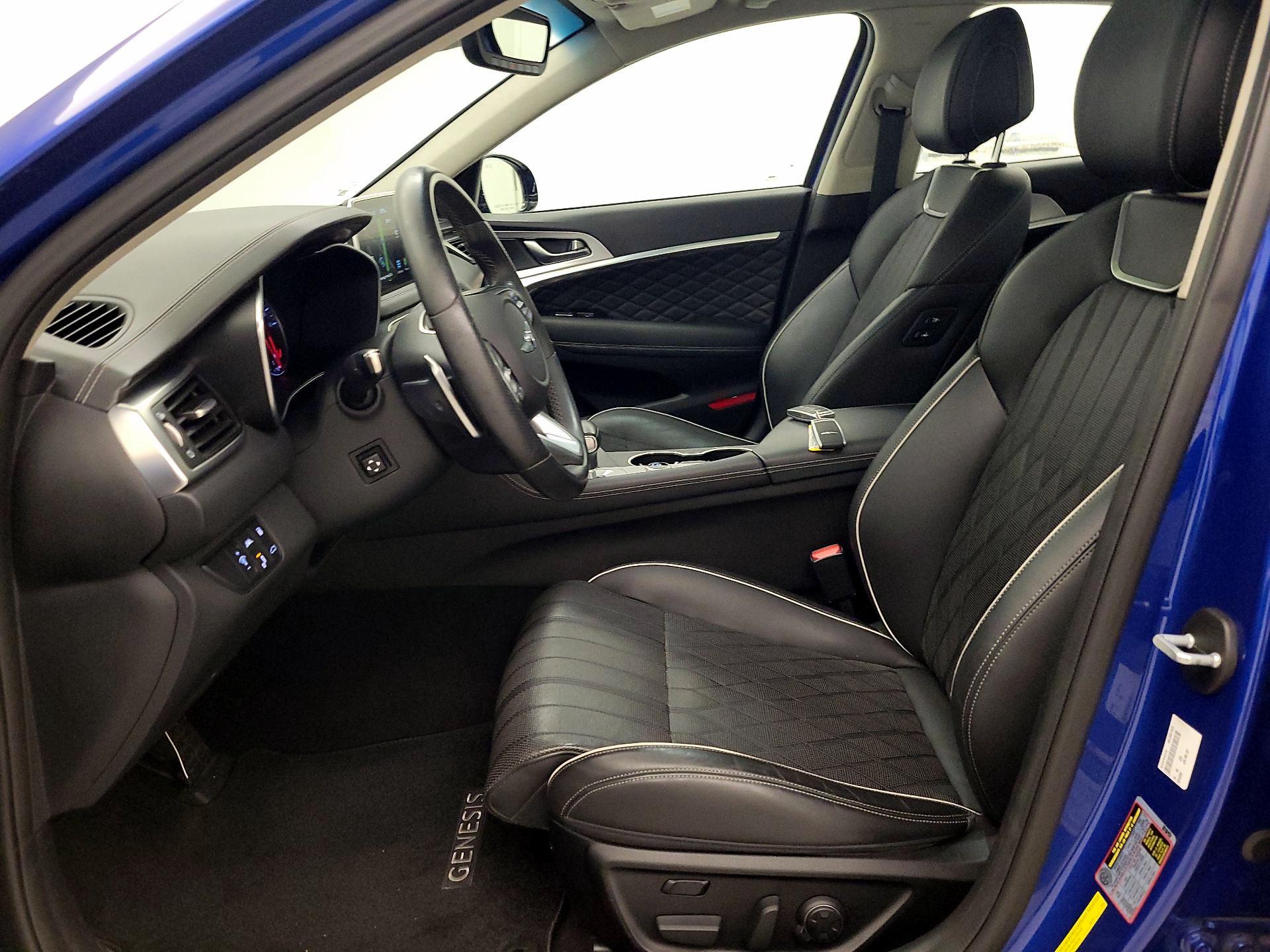 Thumbnail: 2019 Genesis G70 - 11