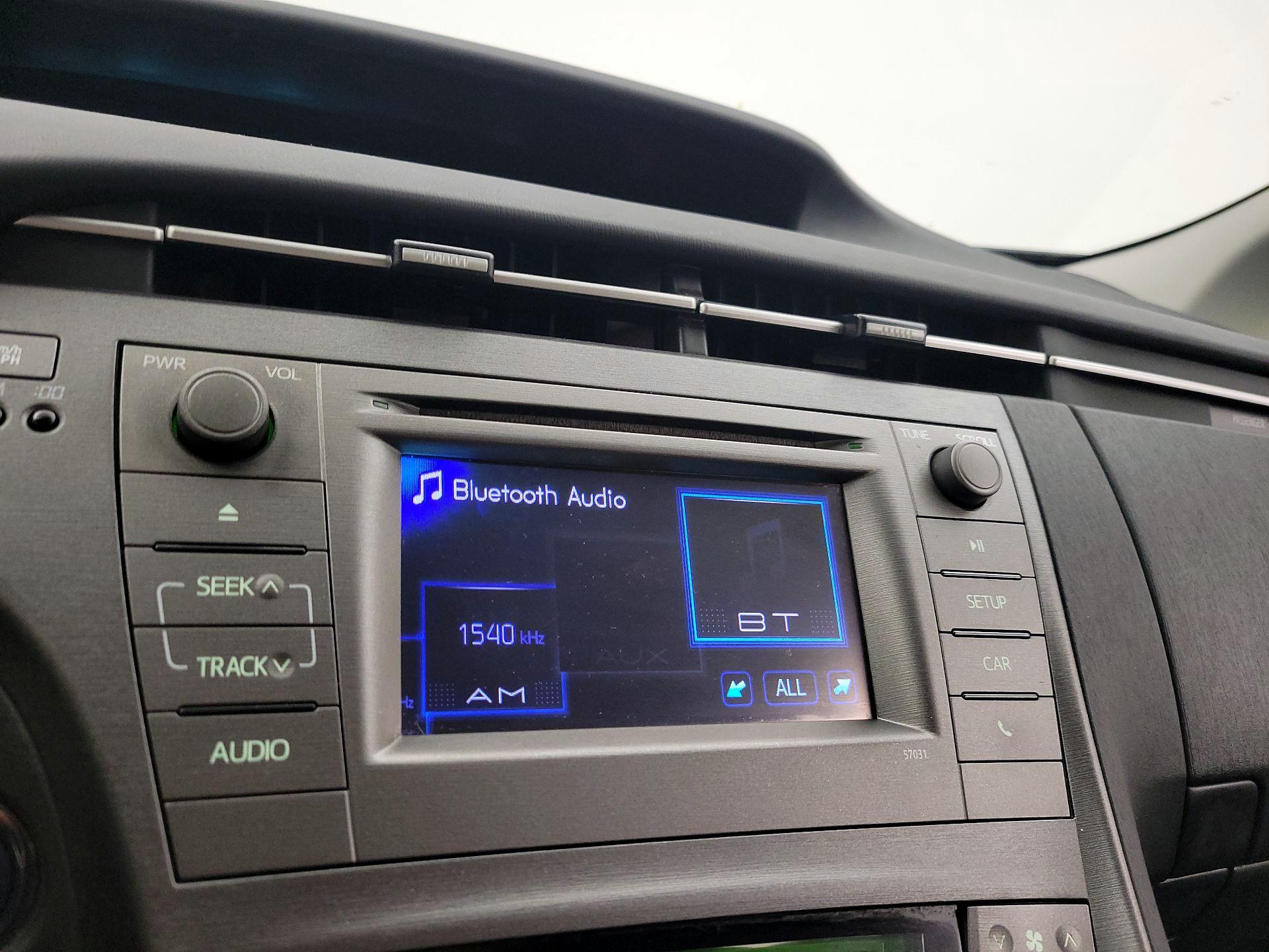 Thumbnail: 2015 Toyota Prius - 15