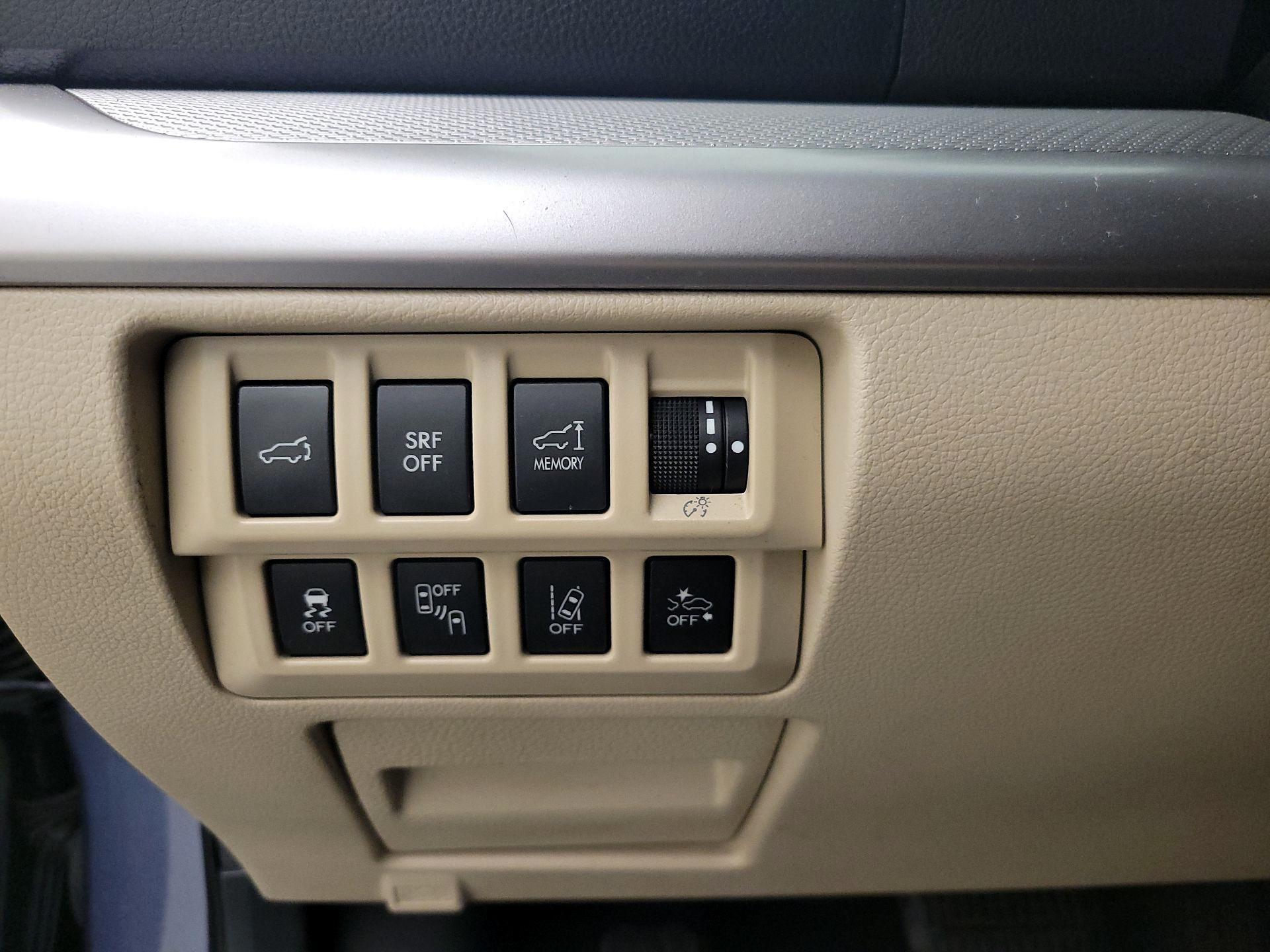 Thumbnail: 2016 Subaru Outback - 13