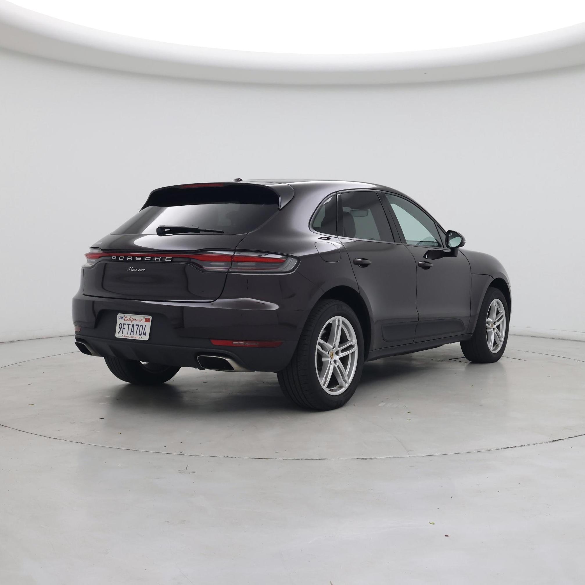 Thumbnail: 2021 Porsche Macan - 8