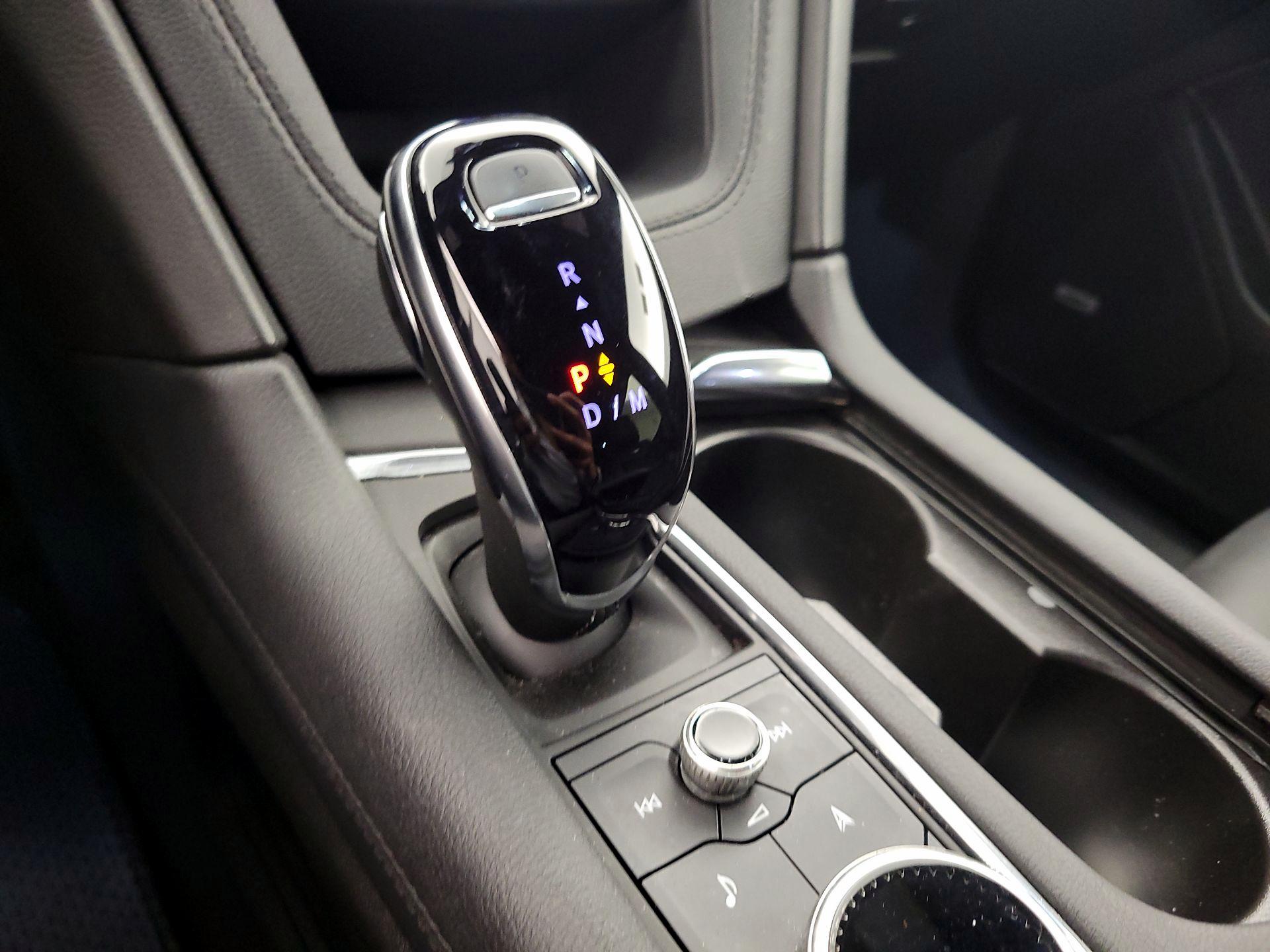 Thumbnail: 2025 Cadillac XT6 - 17