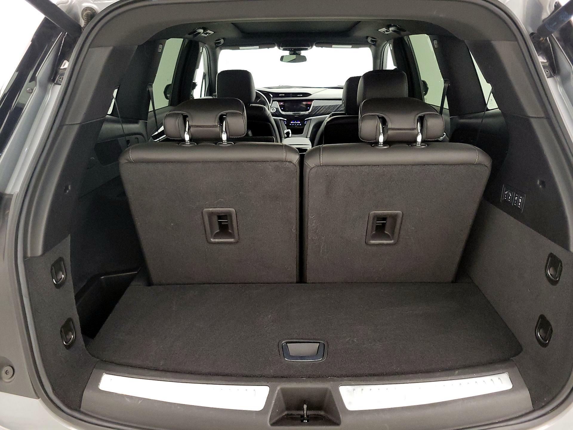 Thumbnail: 2025 Cadillac XT6 - 20