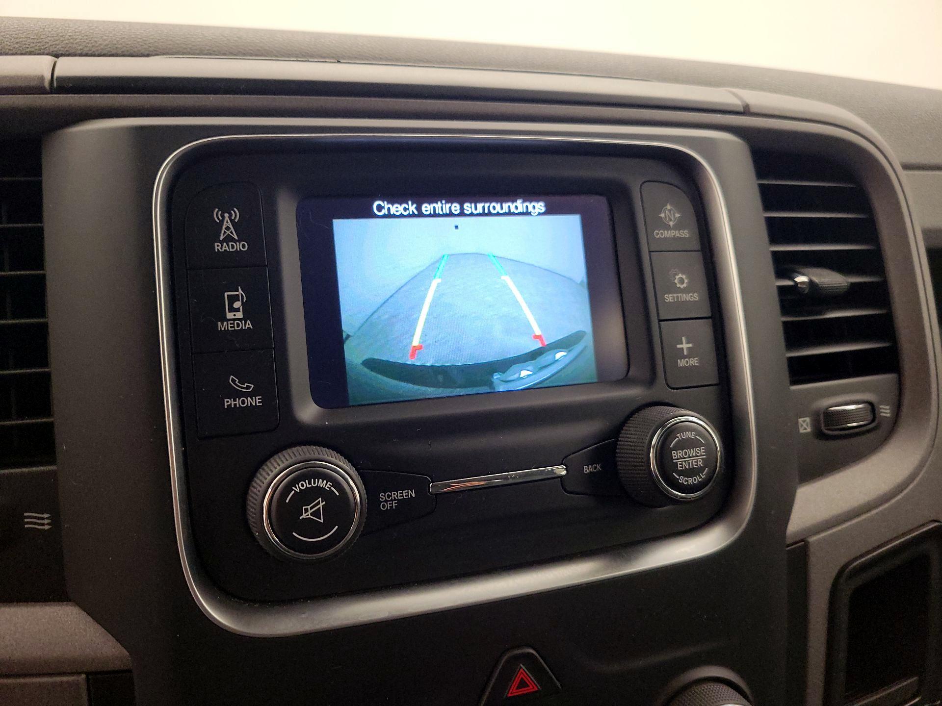 Thumbnail: 2019 RAM 1500 Classic - 14