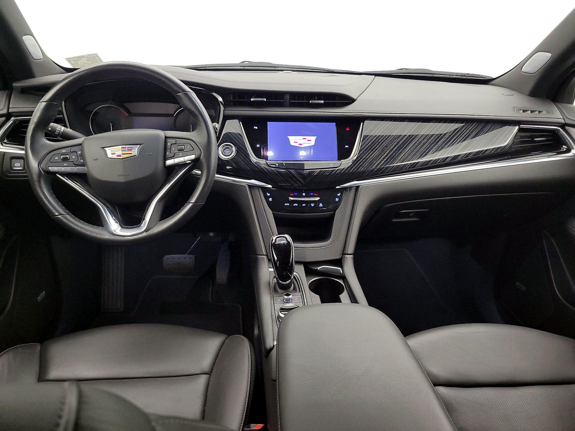 Thumbnail: 2025 Cadillac XT6 - 9