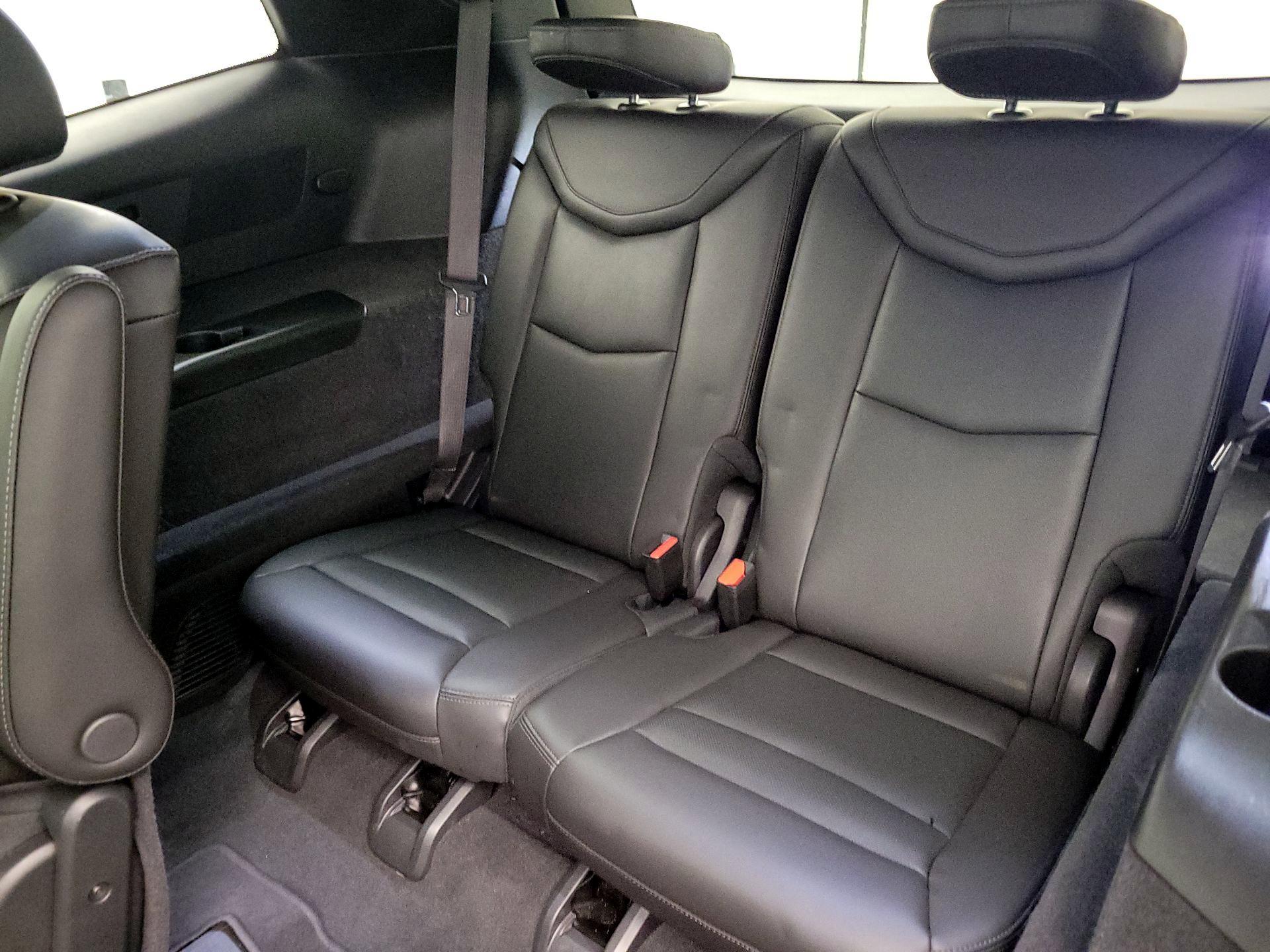 Thumbnail: 2025 Cadillac XT6 - 19