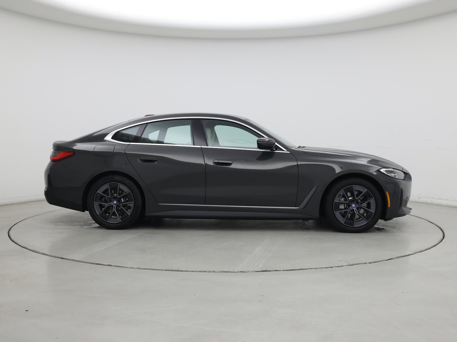2024 BMW i4 40 - Photo 8