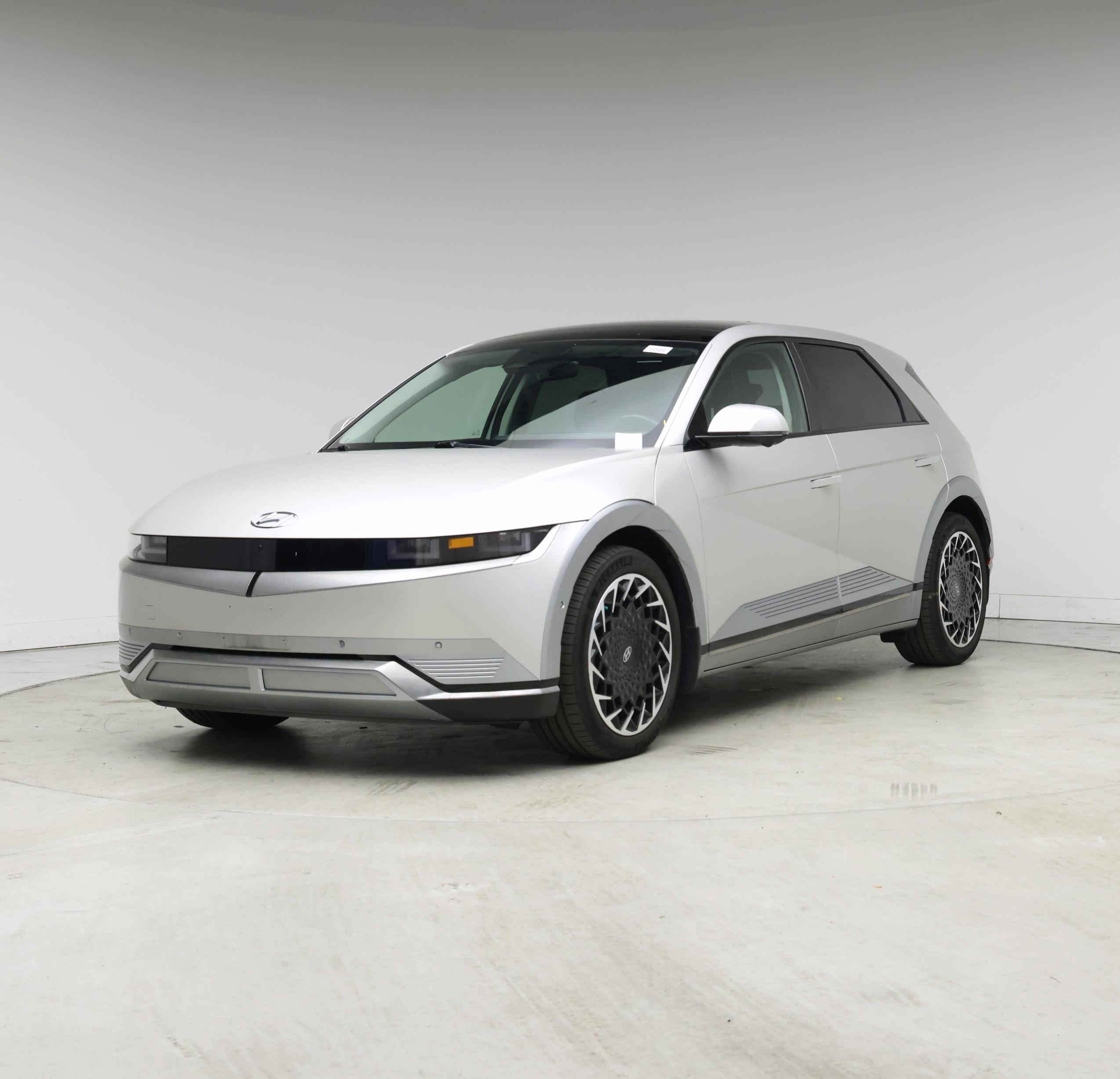 Thumbnail: 2023 Hyundai Ioniq 5 - 4