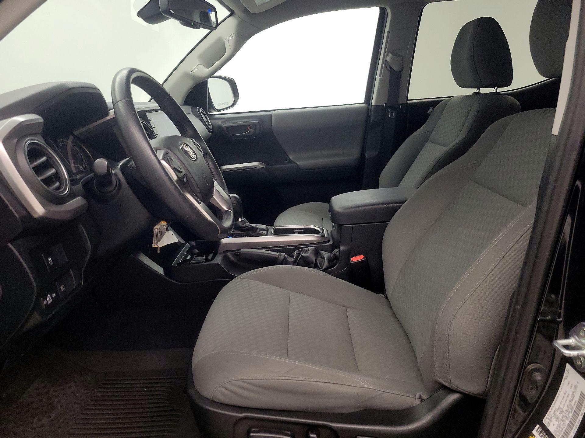 Thumbnail: 2022 Toyota Tacoma - 11