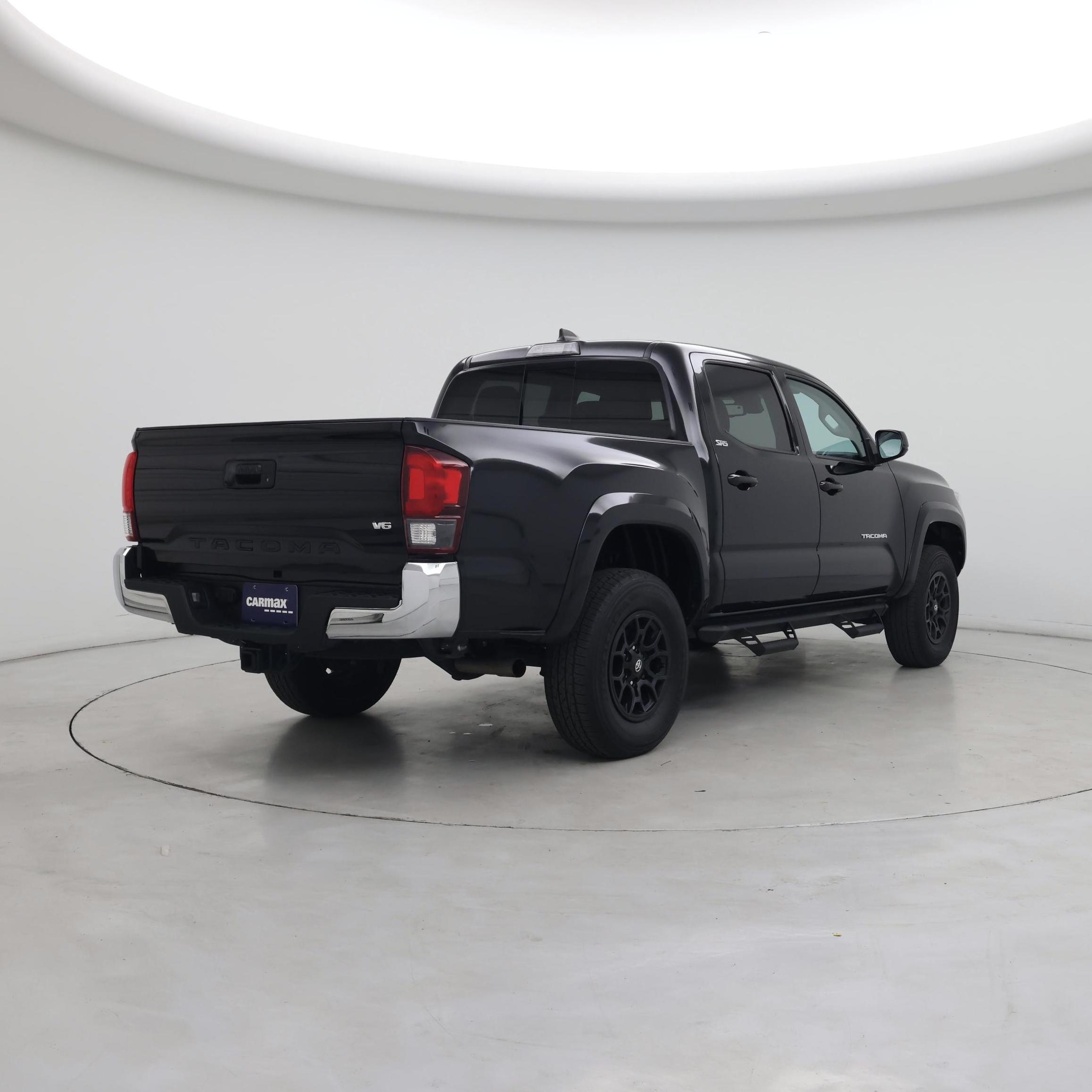 Thumbnail: 2022 Toyota Tacoma - 8