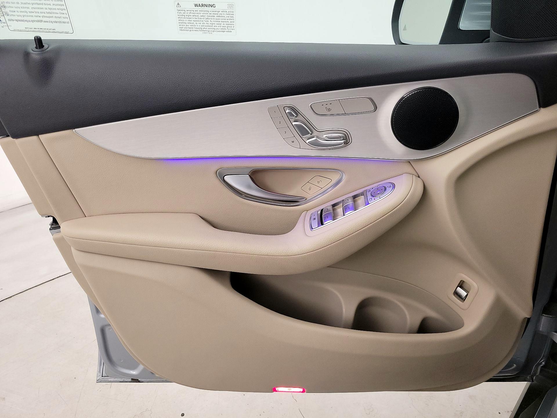 Thumbnail: 2022 Mercedes-Benz GLC - 12