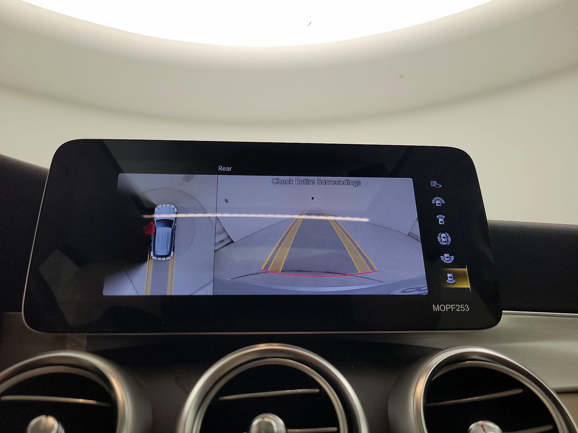 Thumbnail: 2022 Mercedes-Benz GLC - 14