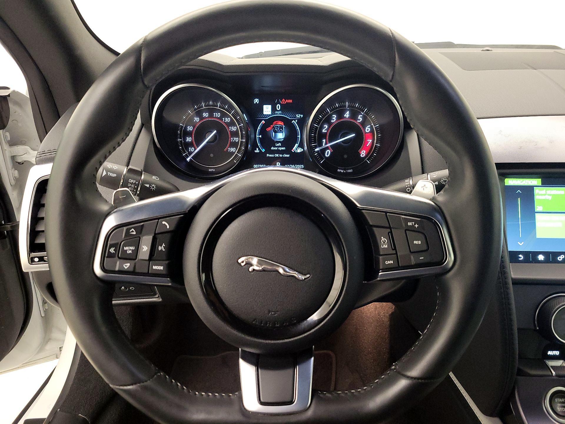 Thumbnail: 2020 Jaguar F-Type - 10