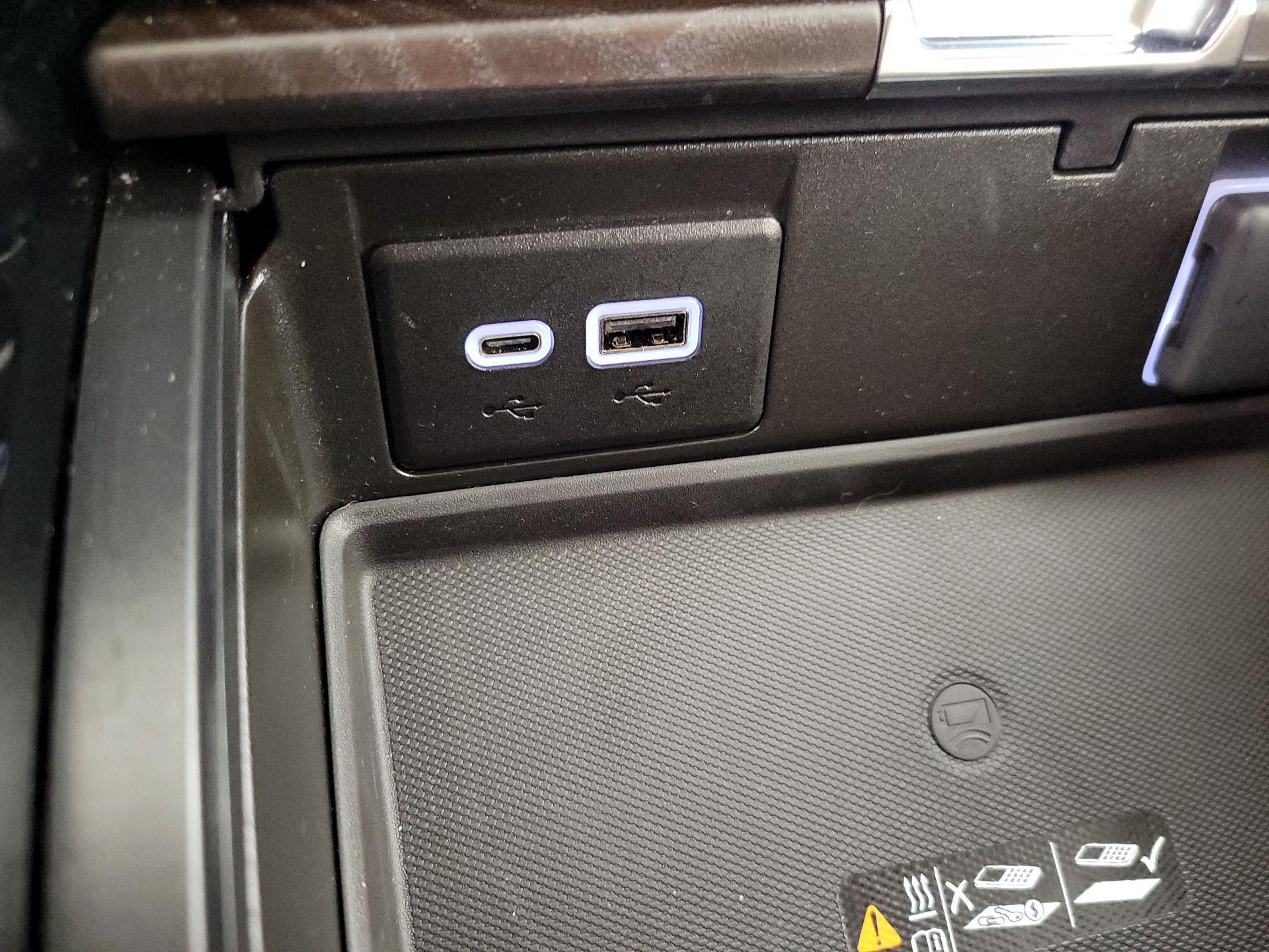 Thumbnail: 2024 GMC Yukon - 19