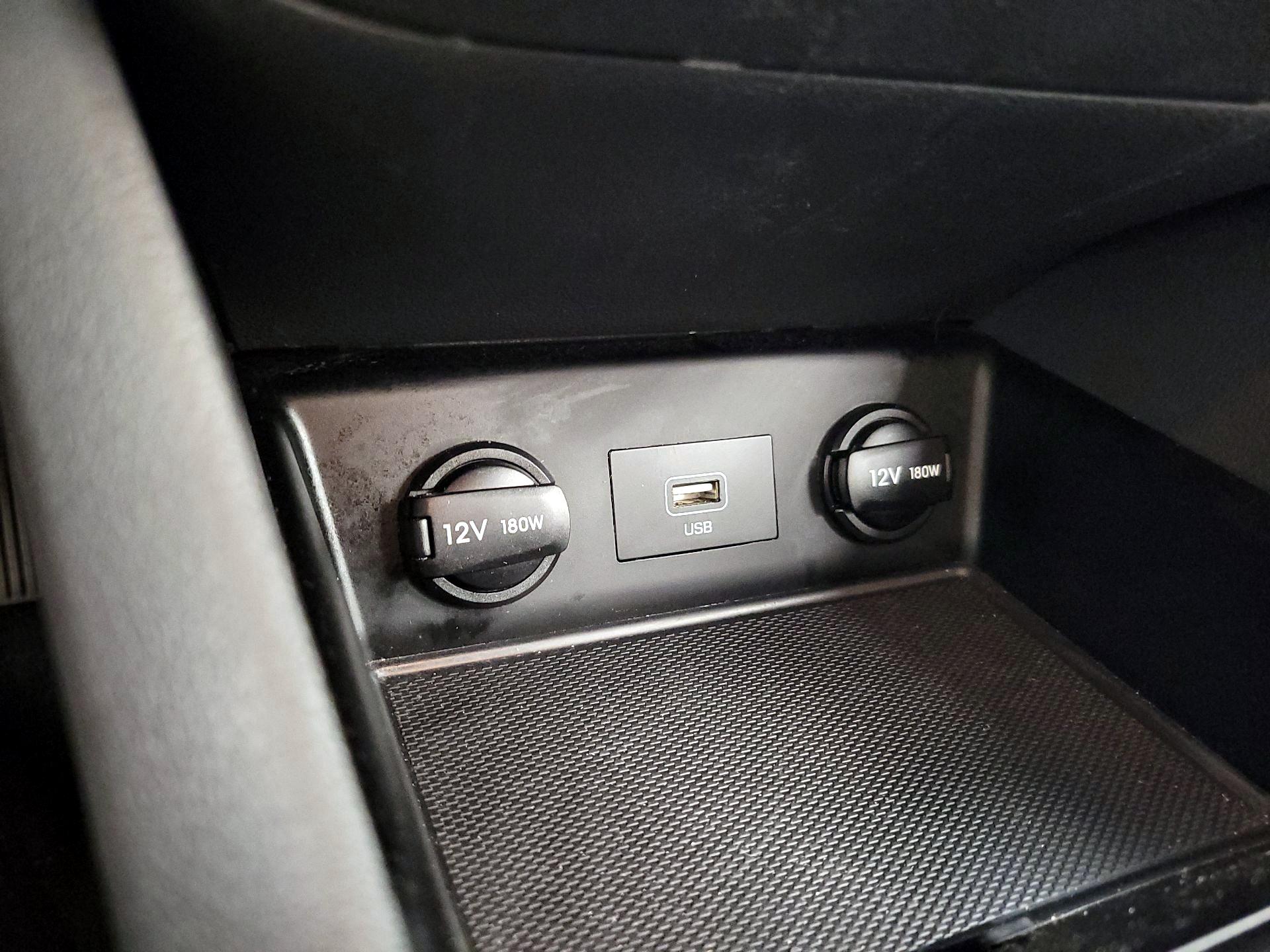 Thumbnail: 2020 Hyundai Ioniq - 18