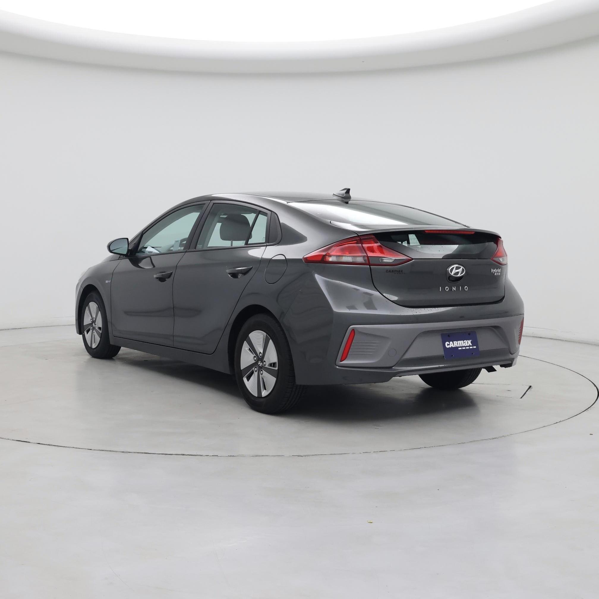 Thumbnail: 2020 Hyundai Ioniq - 2