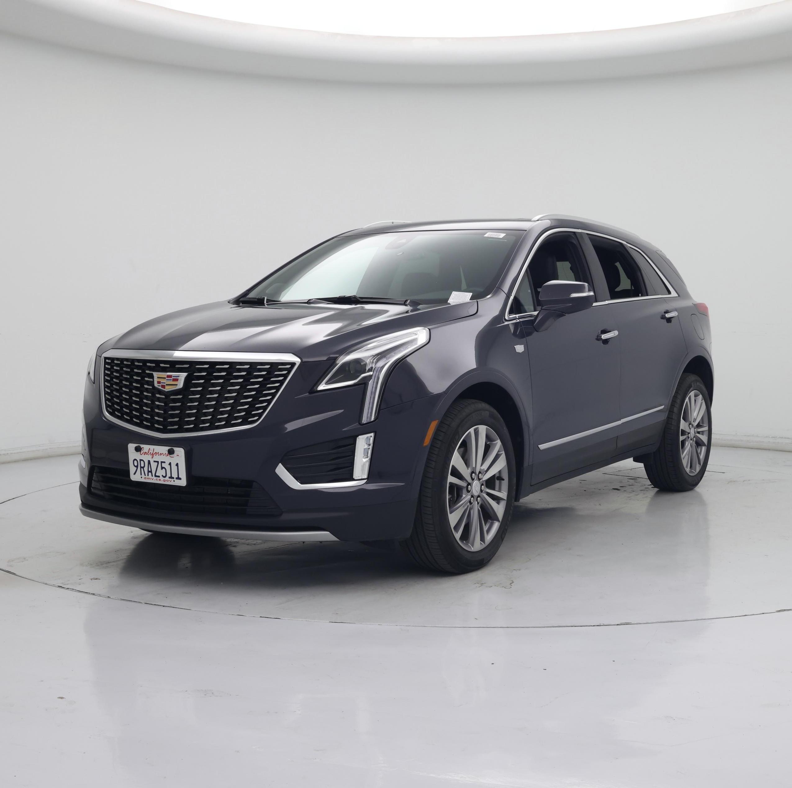 Thumbnail: 2025 Cadillac XT5 - 4